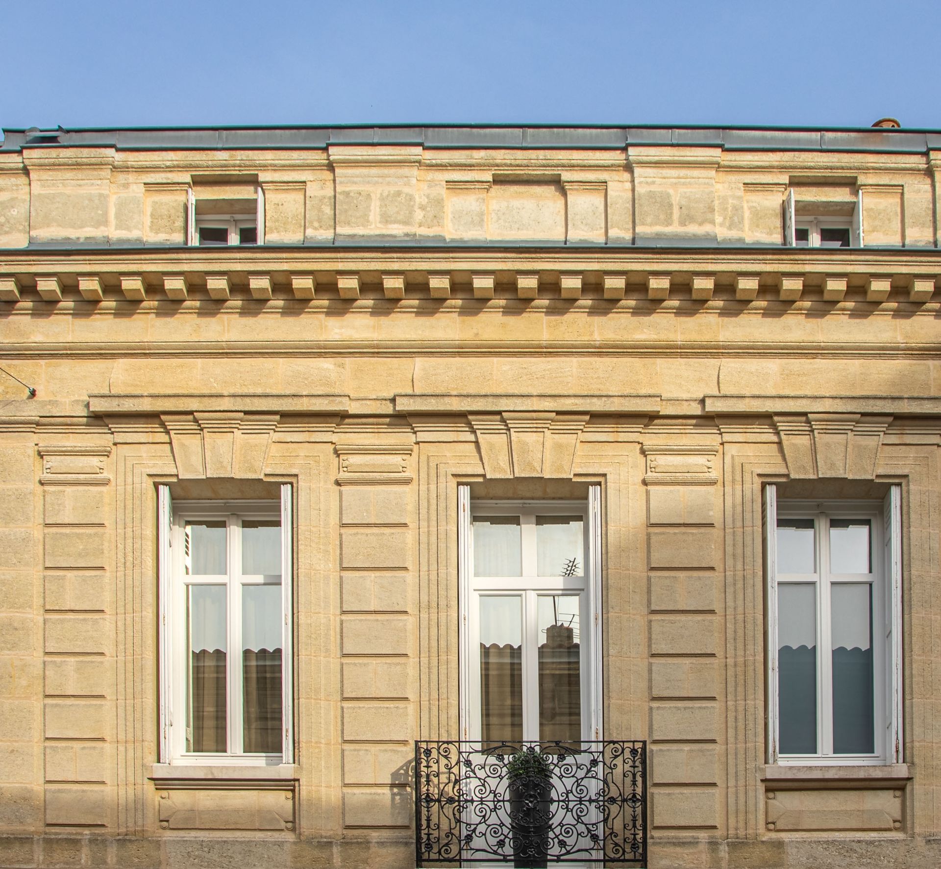 maison 7 Pièces en vente sur BORDEAUX (33000)