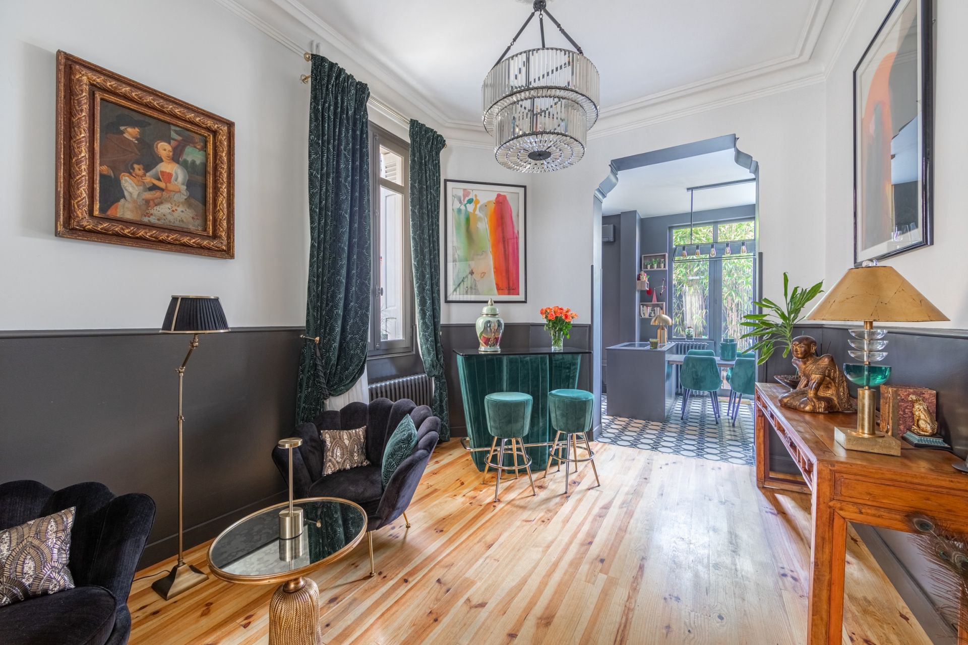 house 7 Rooms for sale on BORDEAUX (33000)