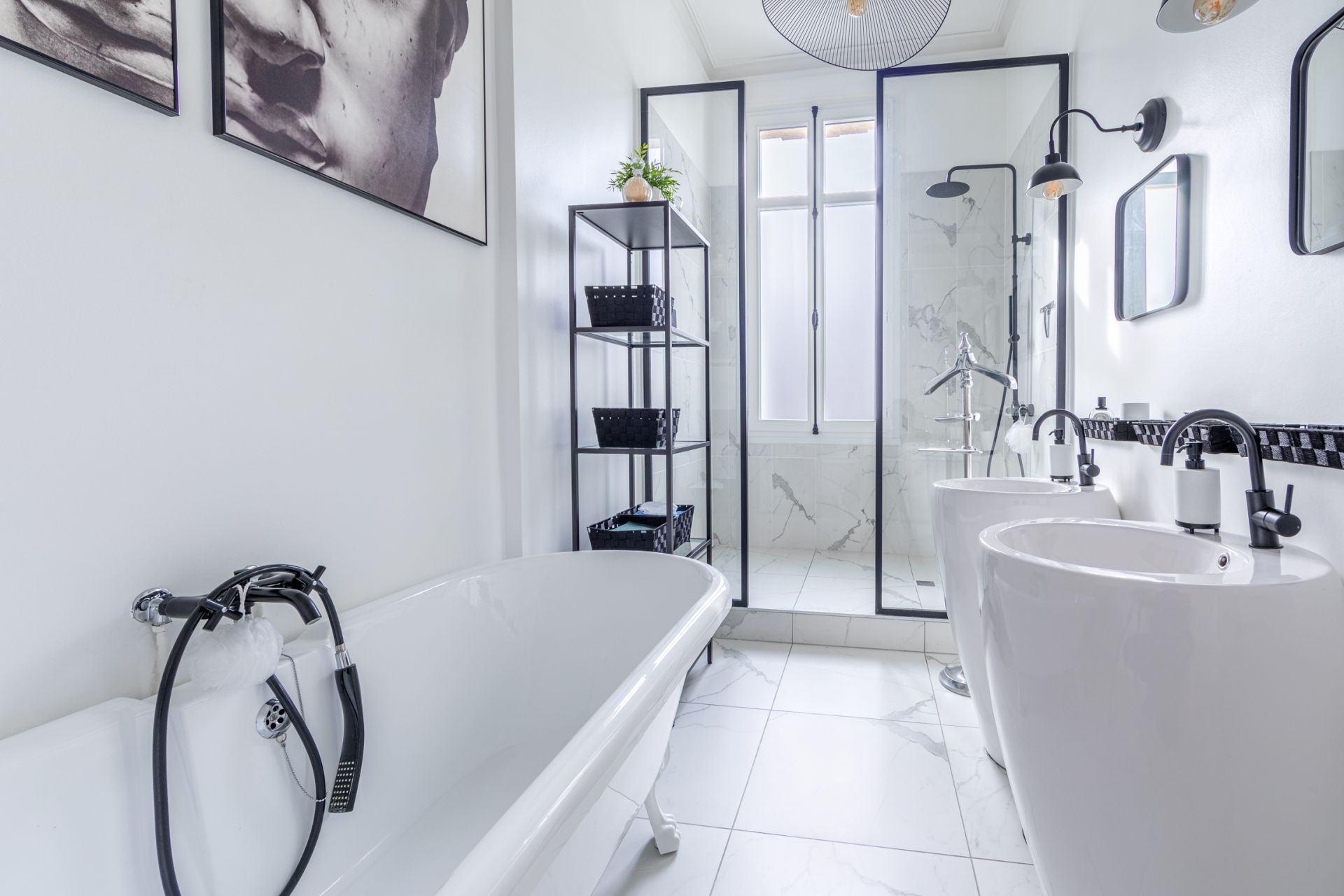 house 7 Rooms for sale on BORDEAUX (33000)