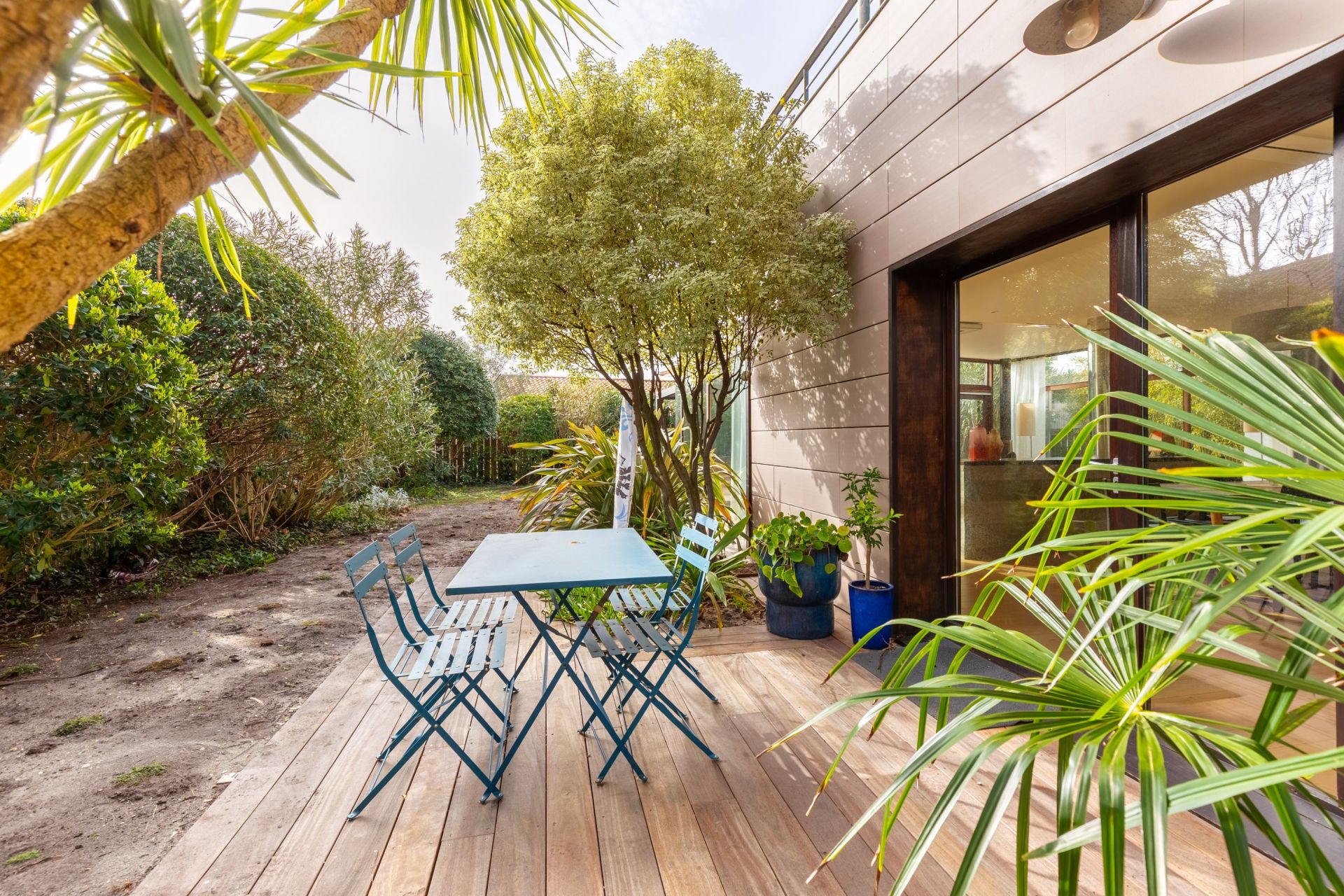 house 7 Rooms for sale on CAP FERRET (33970)