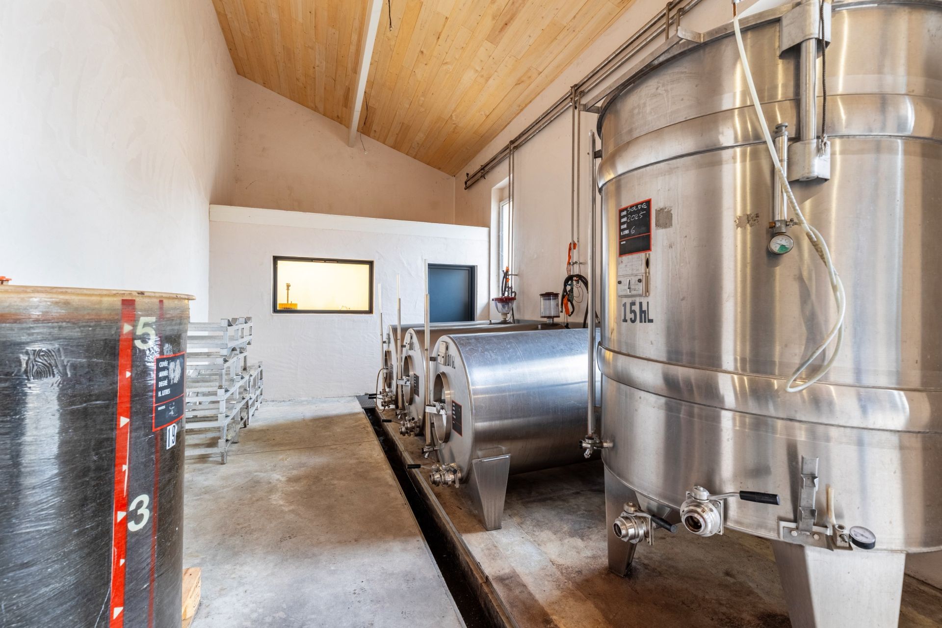 wine estate 5 Rooms for sale on BORDEAUX (33000)