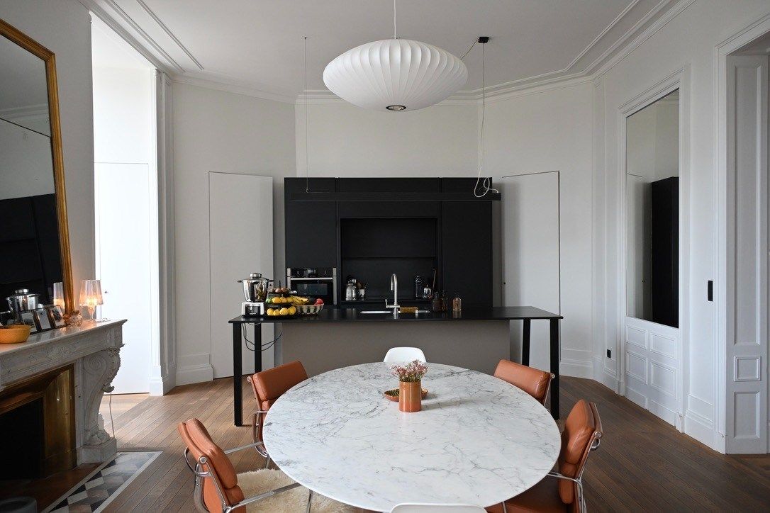 apartment 5 Rooms for sale on BORDEAUX (33000)