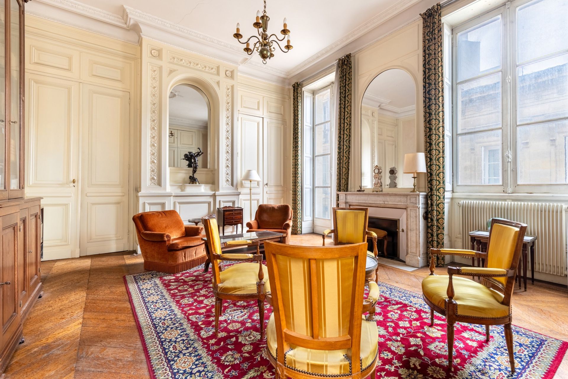 appartement 7 Pièces en vente sur BORDEAUX (33000)