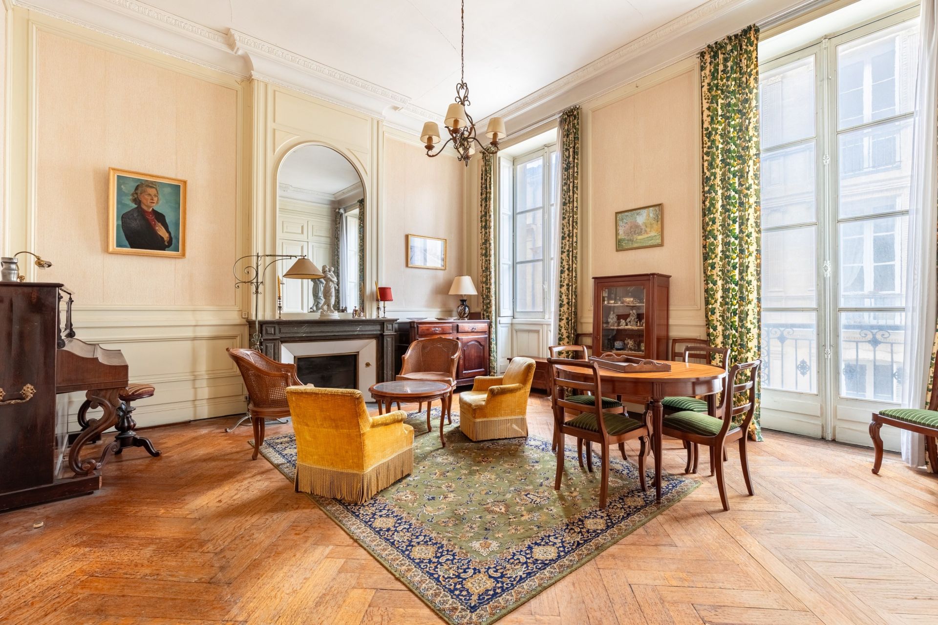 appartement 7 Pièces en vente sur BORDEAUX (33000)