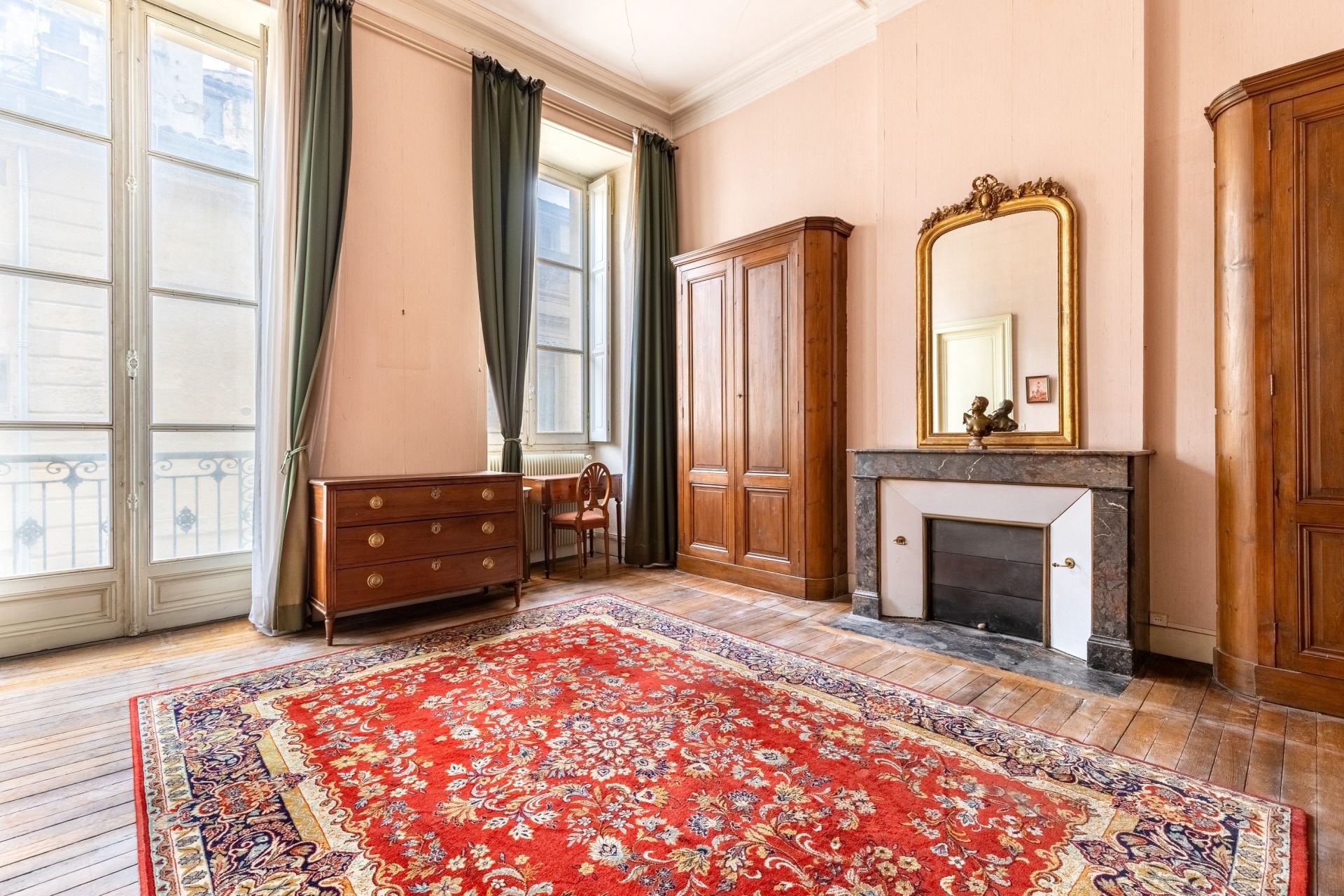 appartement 7 Pièces en vente sur BORDEAUX (33000)