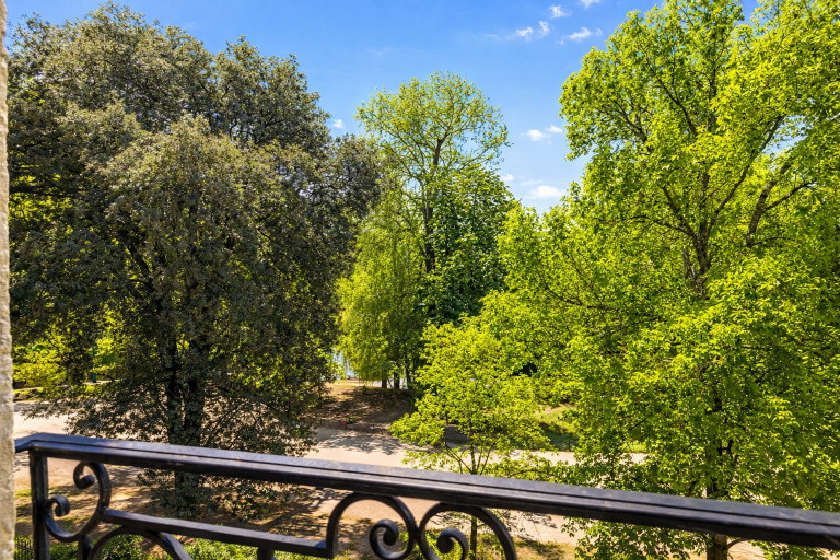 appartement 5 Pièces en vente sur BORDEAUX (33000)