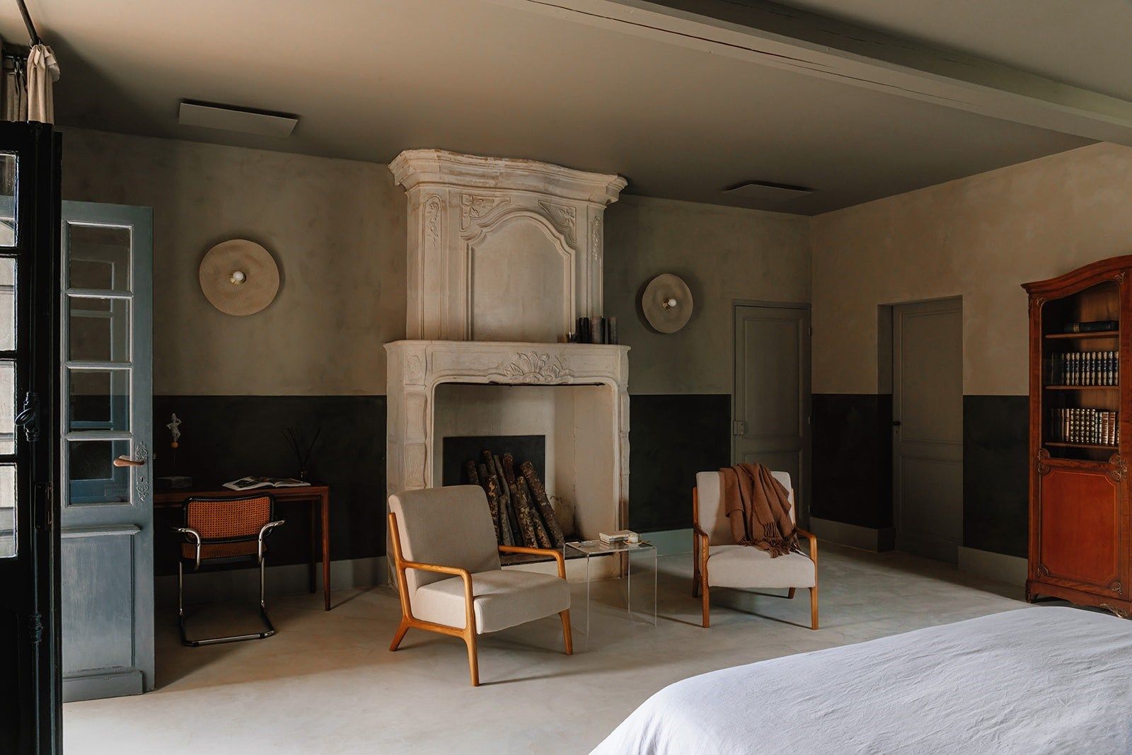 castle 15 Rooms for sale on ST EMILION (33330)