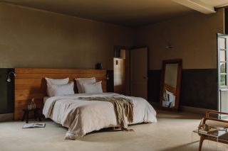 castle 15 Rooms for sale on ST EMILION (33330)