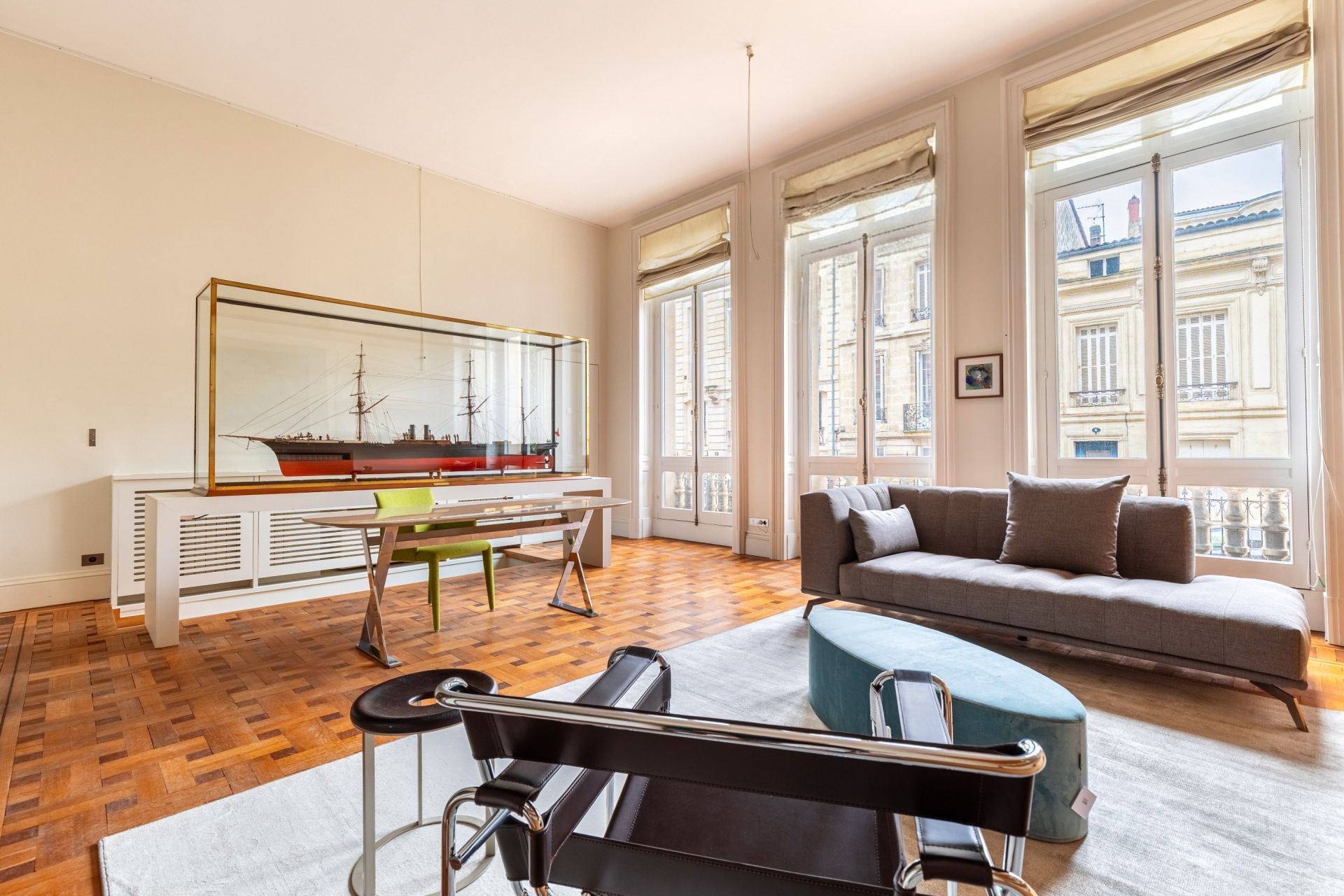 appartement 8 Pièces en vente sur BORDEAUX (33000)