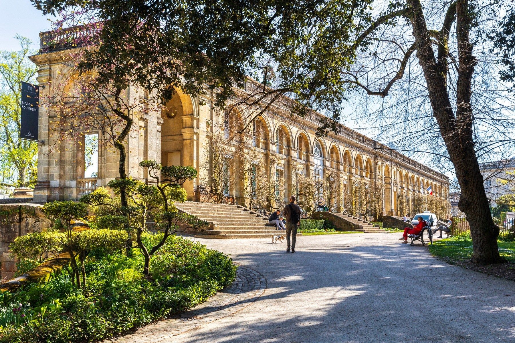 apartment 8 Rooms for sale on BORDEAUX (33000)