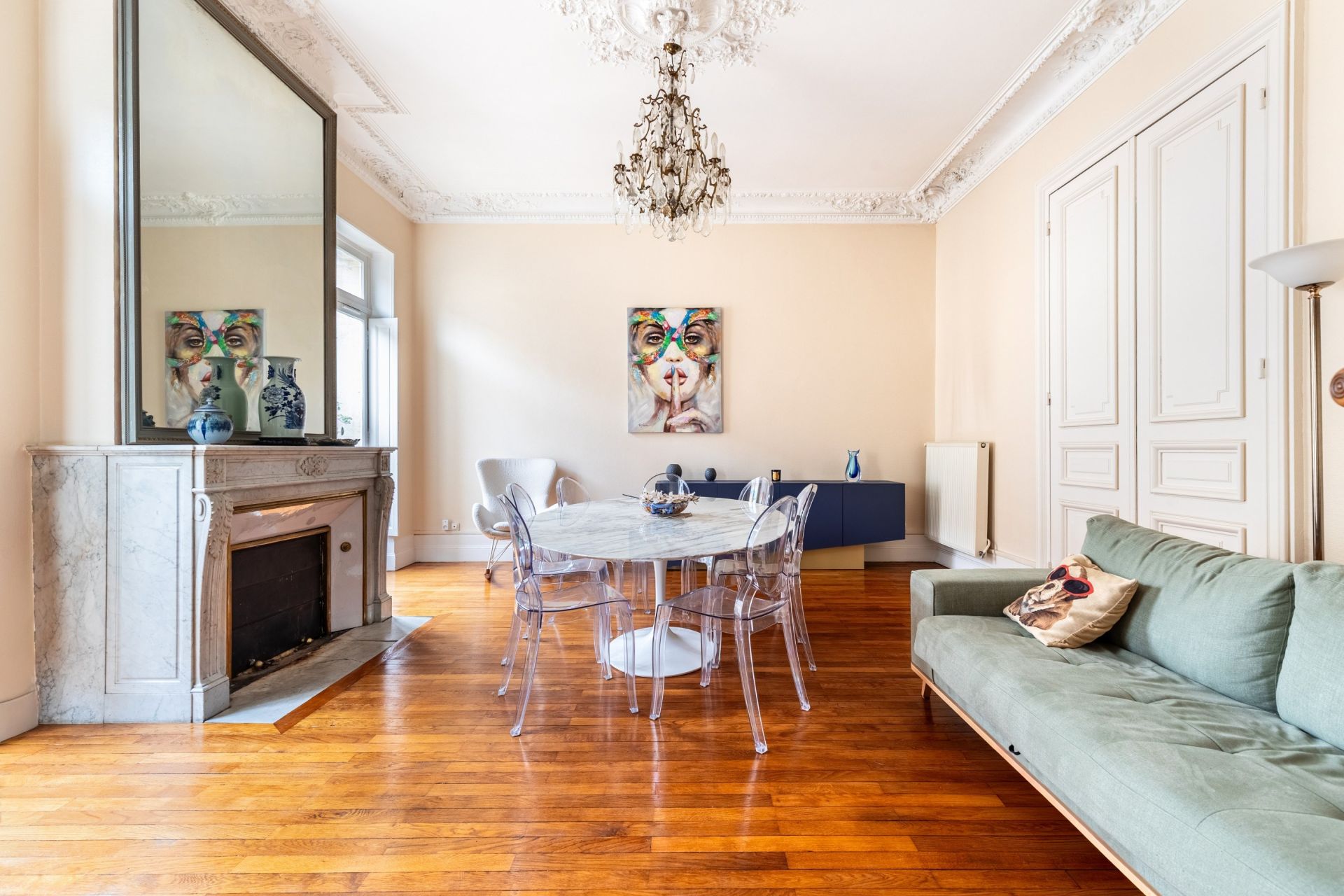 apartment 5 Rooms for sale on BORDEAUX (33000)