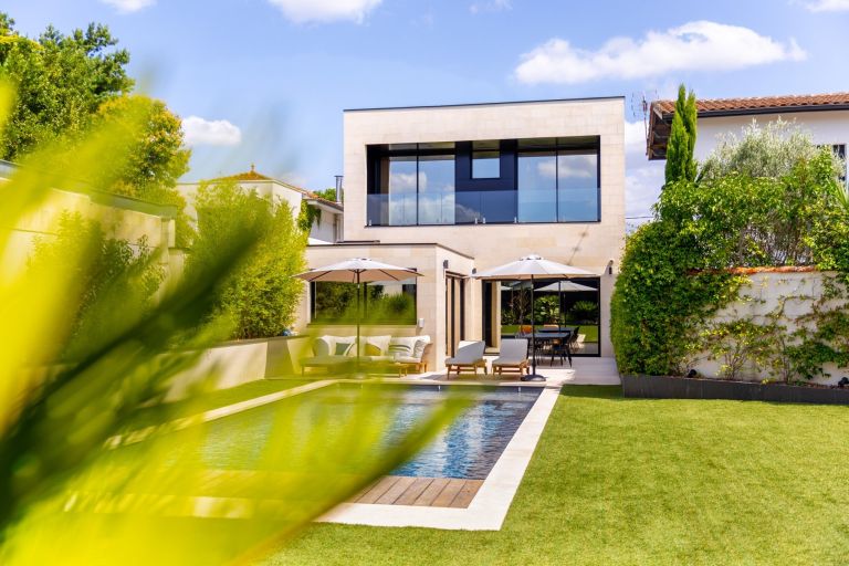 maison 7 Pièces en vente sur BORDEAUX (33000)