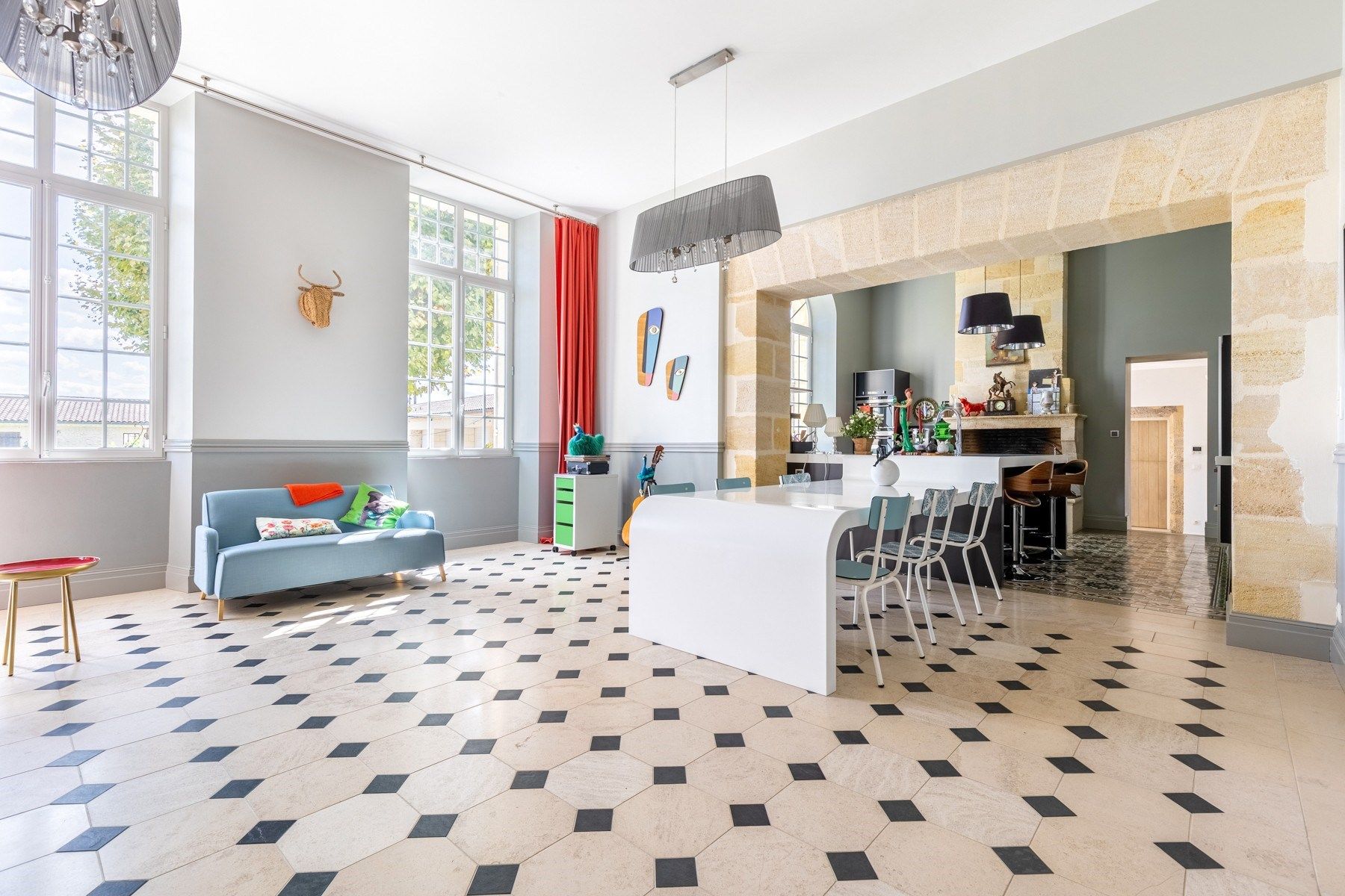 propriété 12 Pièces en vente sur BORDEAUX (33000)