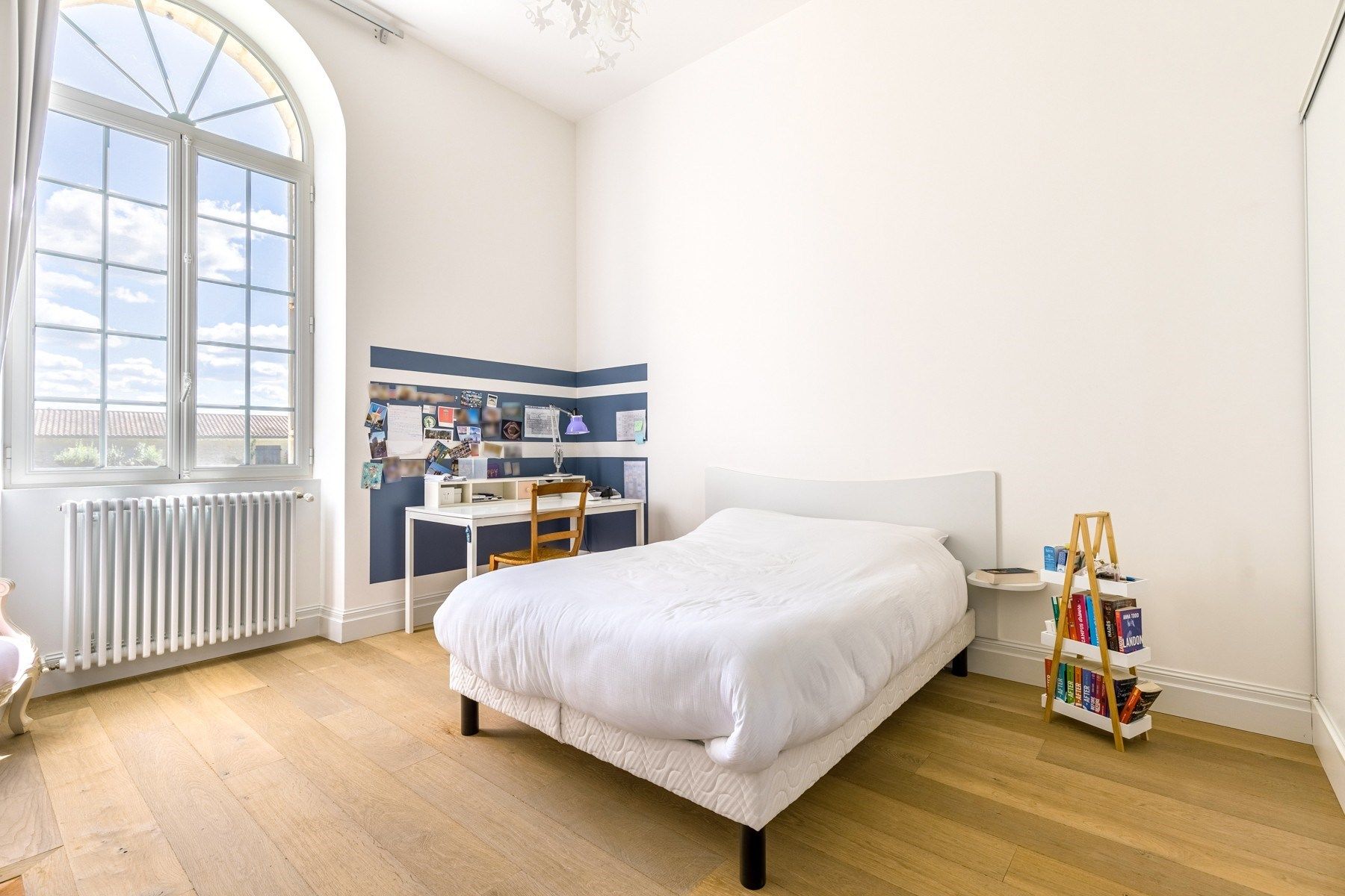 property 12 Rooms for sale on BORDEAUX (33000)