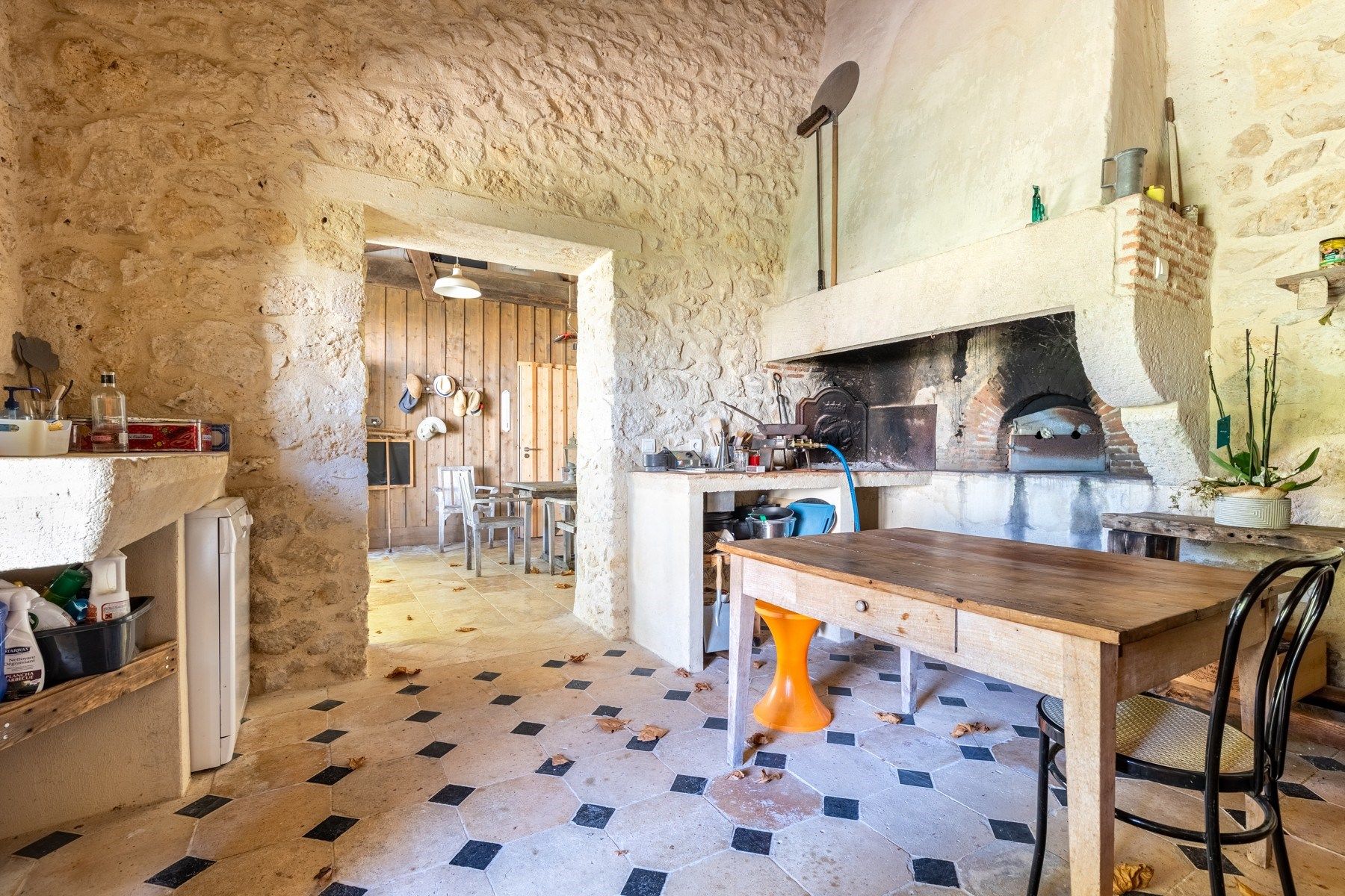 property 12 Rooms for sale on BORDEAUX (33000)