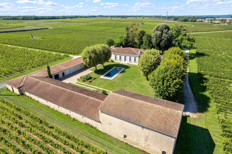 château 12 Pièces en vente sur BORDEAUX (33000)