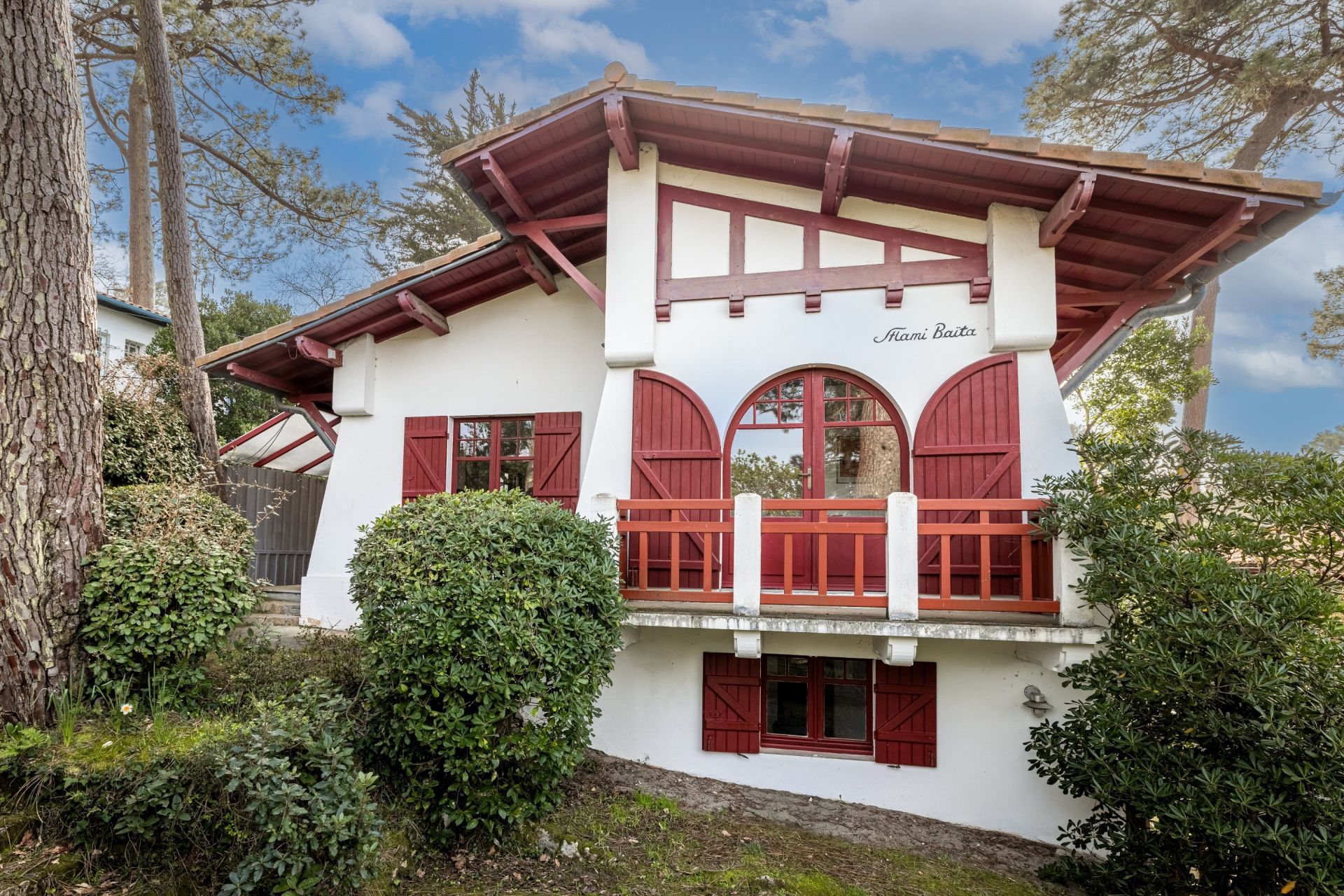 house 5 Rooms for sale on PYLA SUR MER (33115)