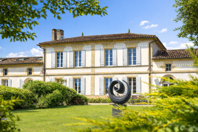Sale Castle Bordeaux 17&nbsp;Rooms 900&nbsp;m²