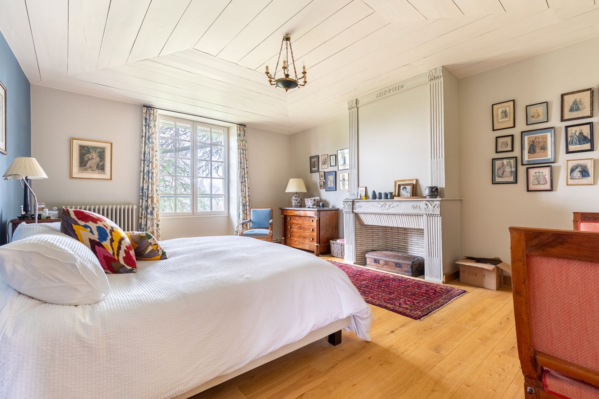 propriété 16 Pièces en vente sur BORDEAUX (33000)
