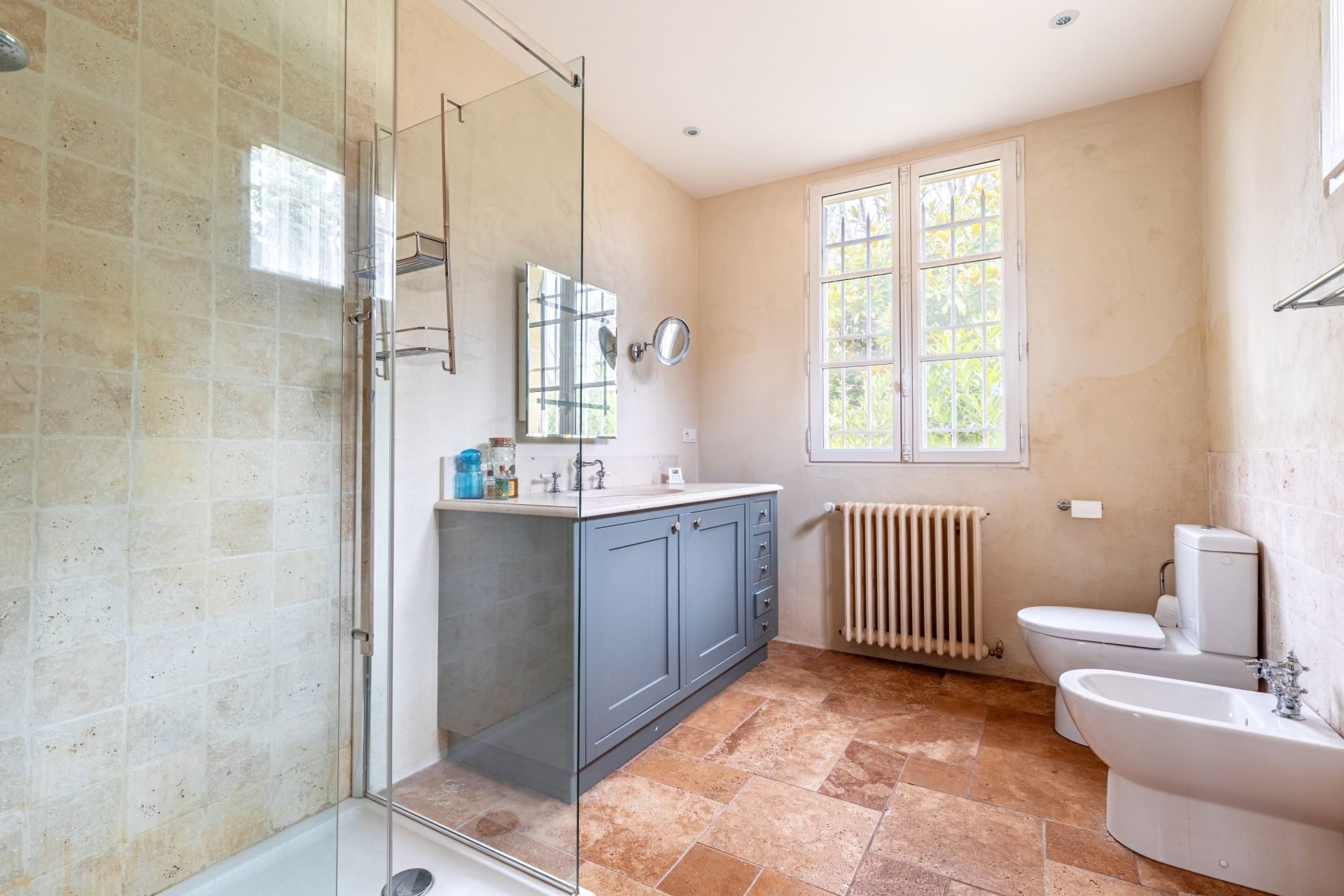 propriété 16 Pièces en vente sur BORDEAUX (33000)
