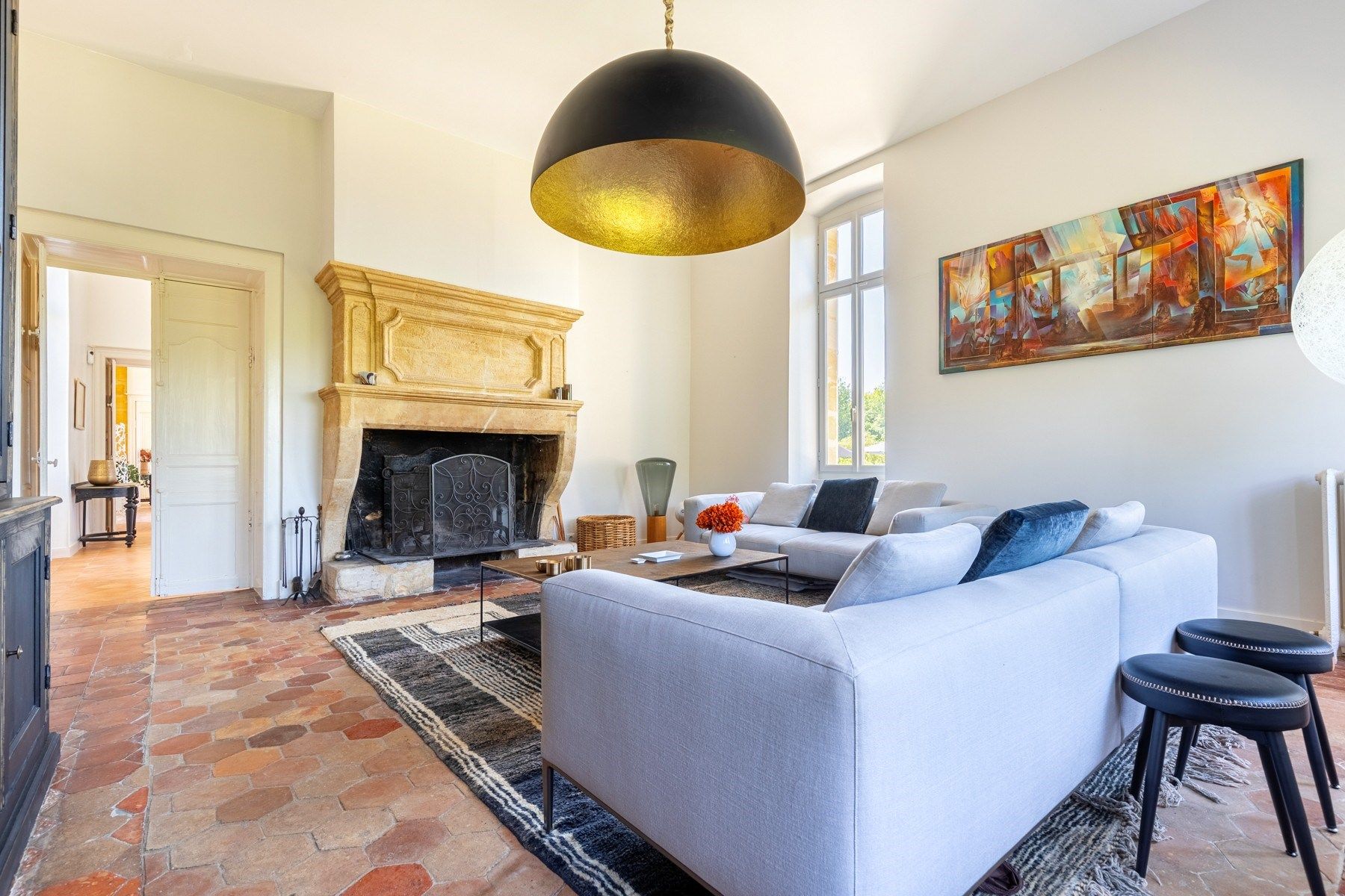 castle 14 Rooms for sale on BORDEAUX (33000)