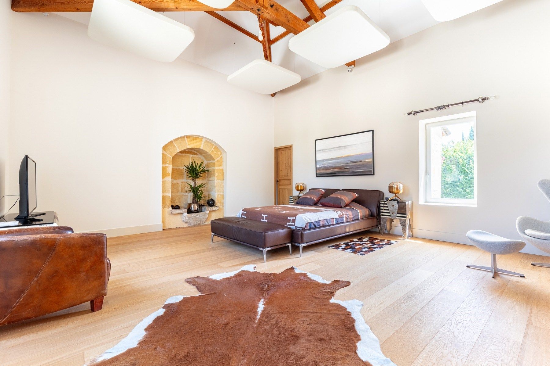 castle 14 Rooms for sale on BORDEAUX (33000)