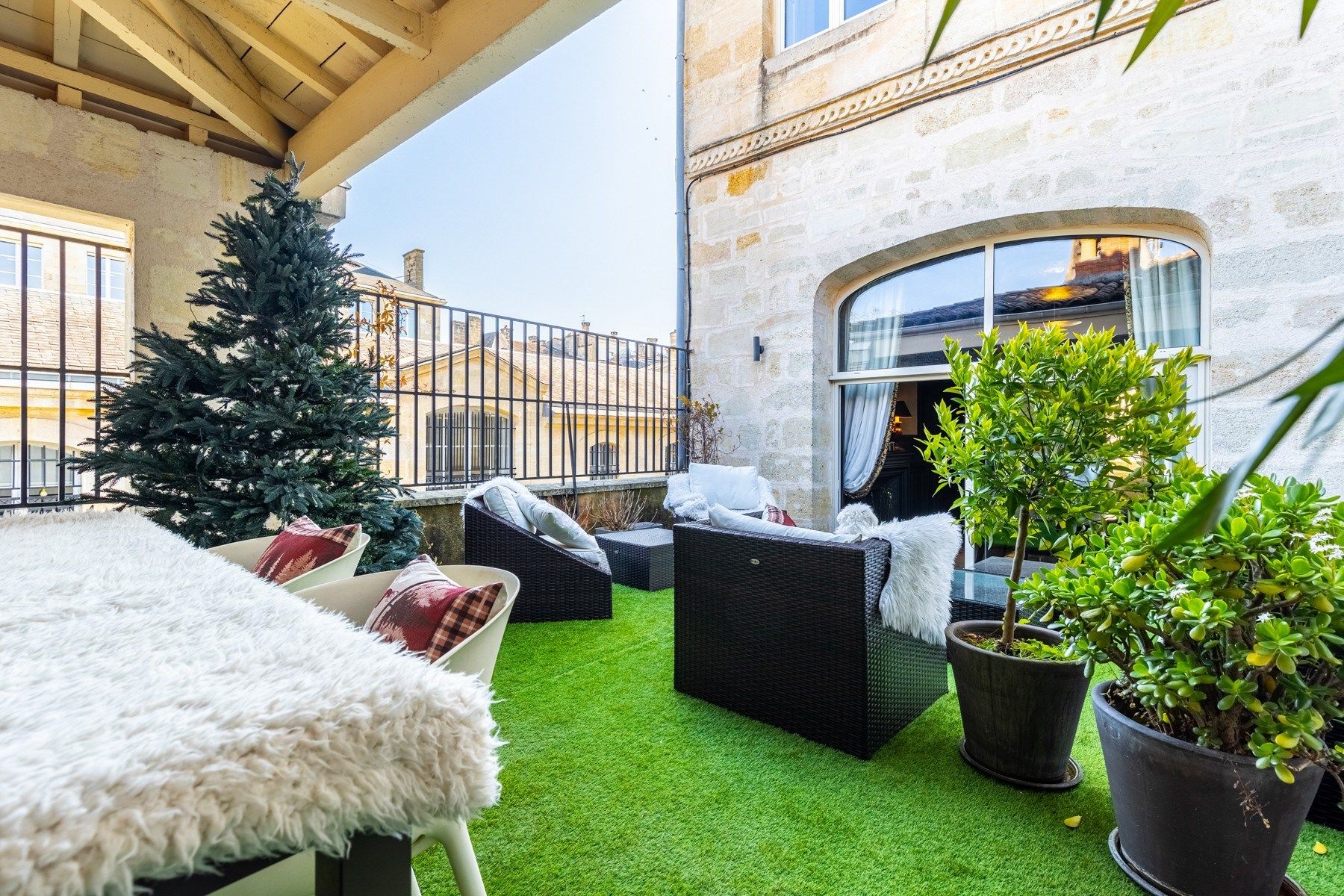 maison 10 Pièces en vente sur BORDEAUX (33000)