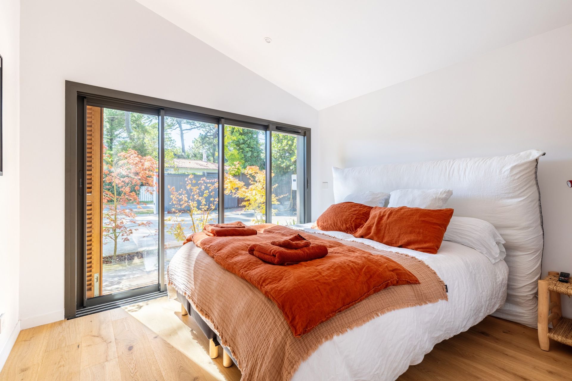 house 9 Rooms for sale on CAP FERRET (33970)