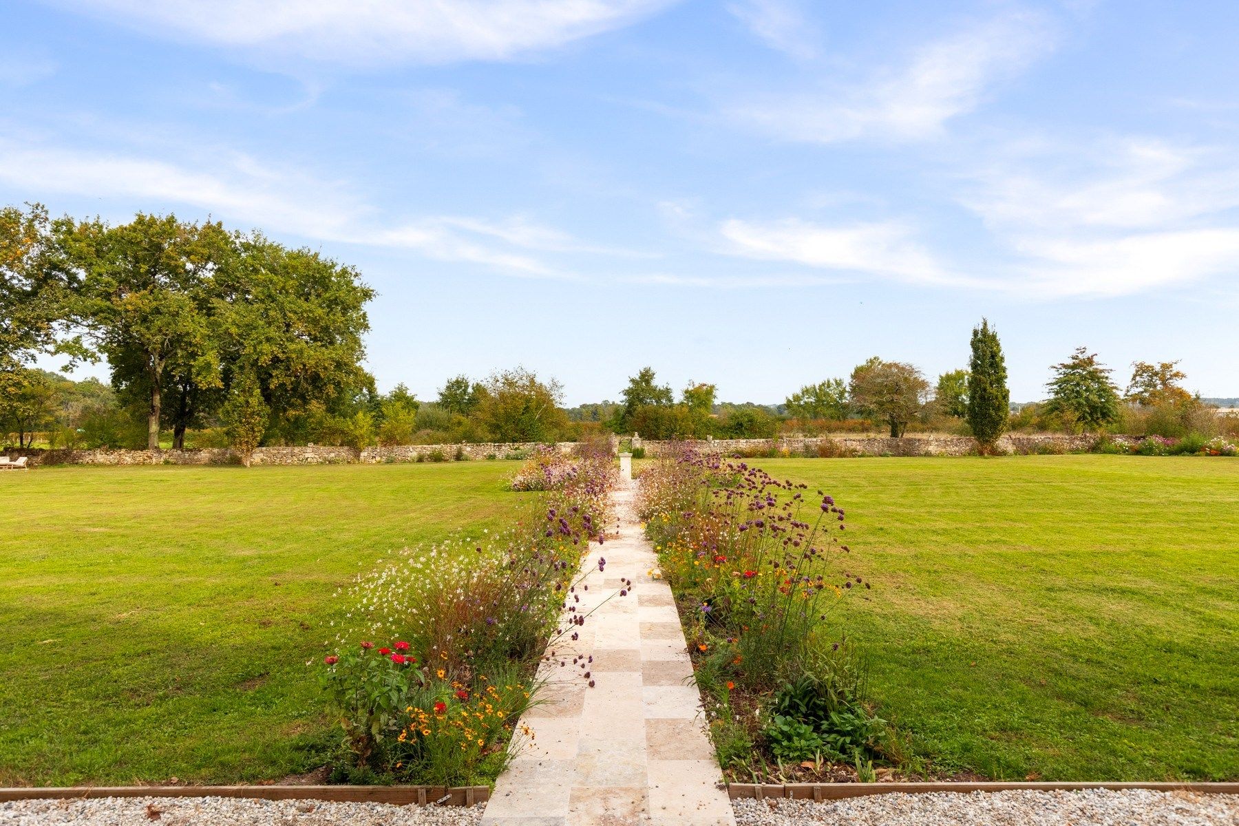 château 10 Pièces en vente sur BORDEAUX (33000)