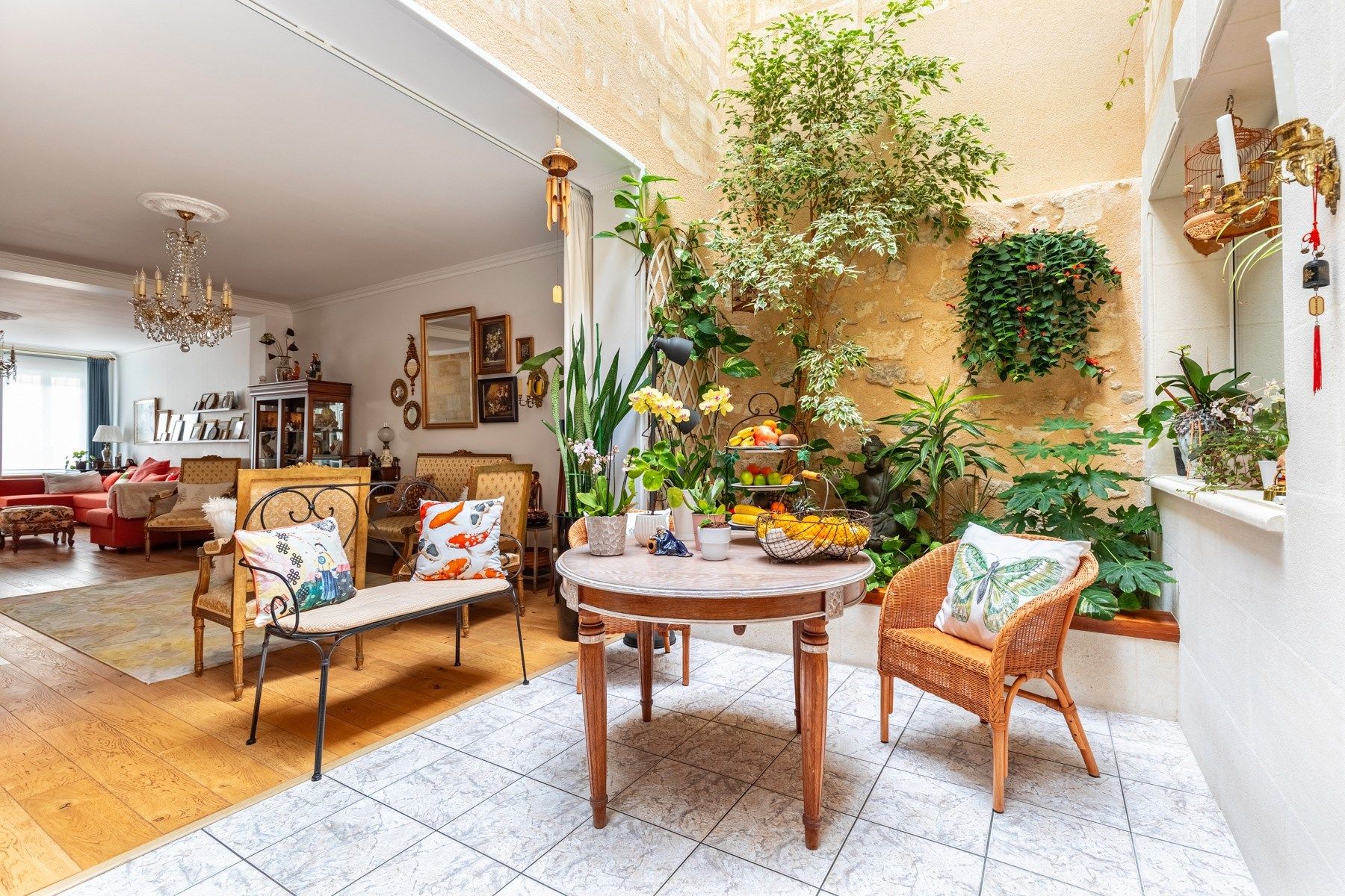 appartement 6 Pièces en vente sur BORDEAUX (33000)