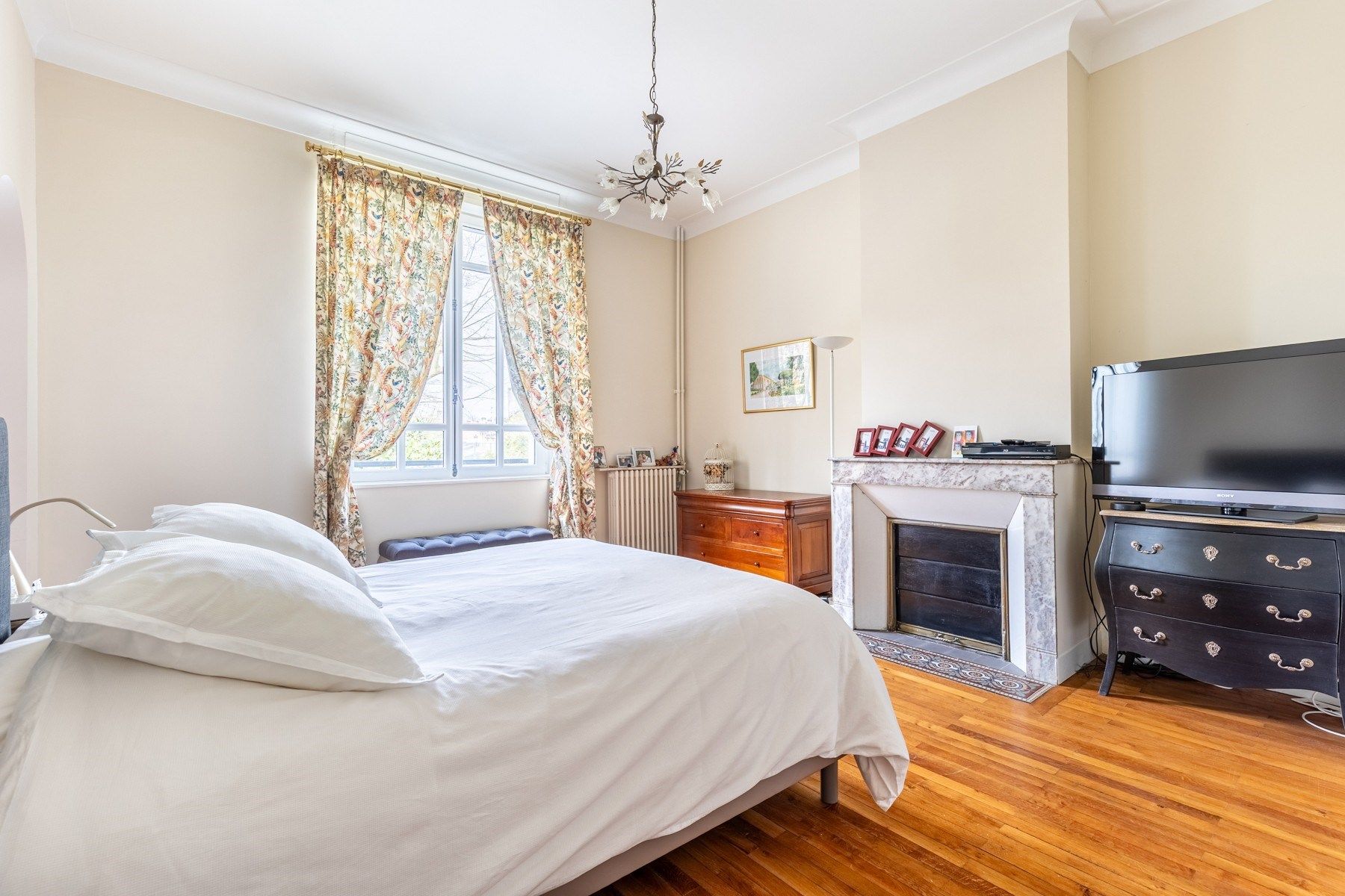 maison 10 Pièces en vente sur BORDEAUX (33000)