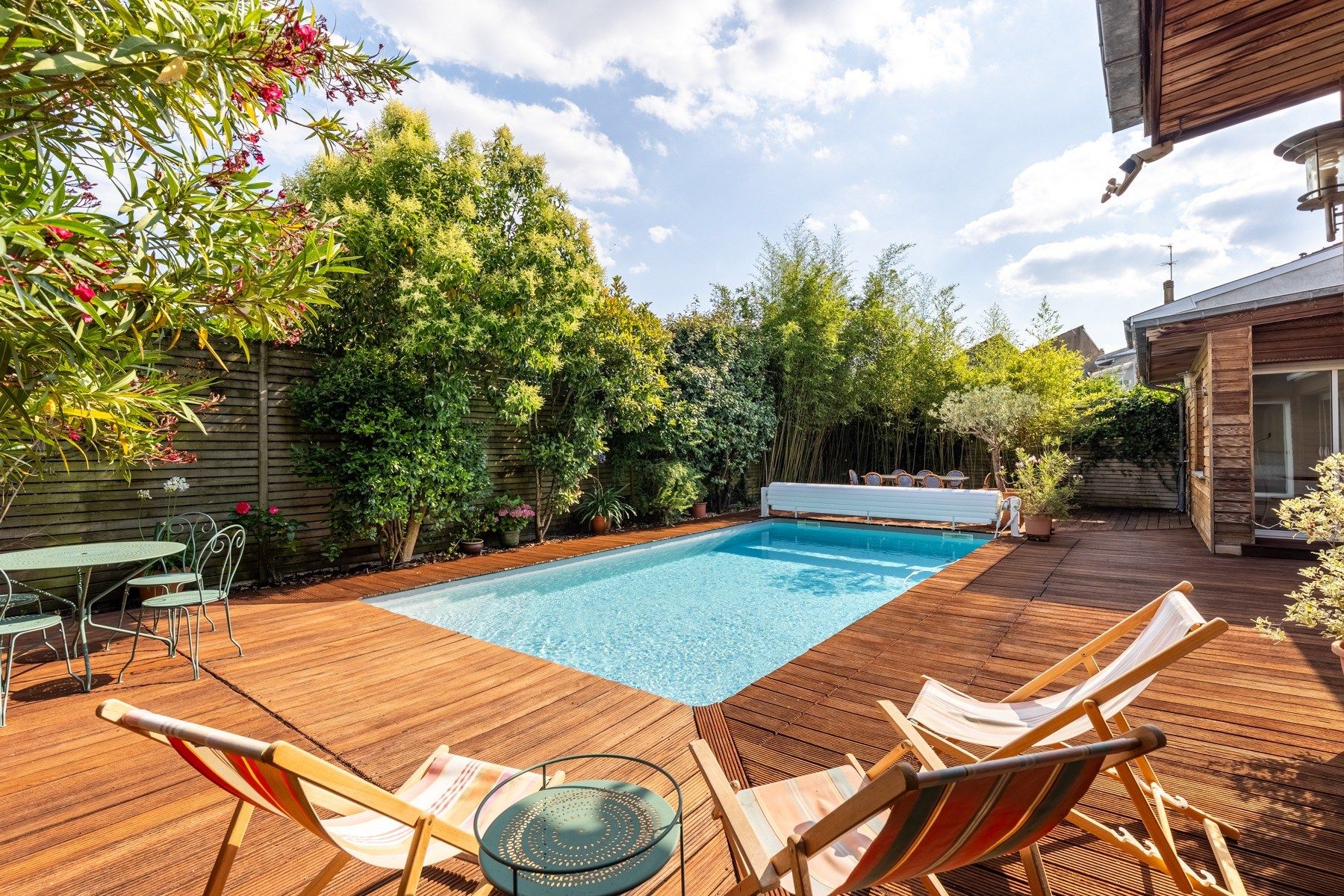 maison 8 Pièces en vente sur BORDEAUX (33000)