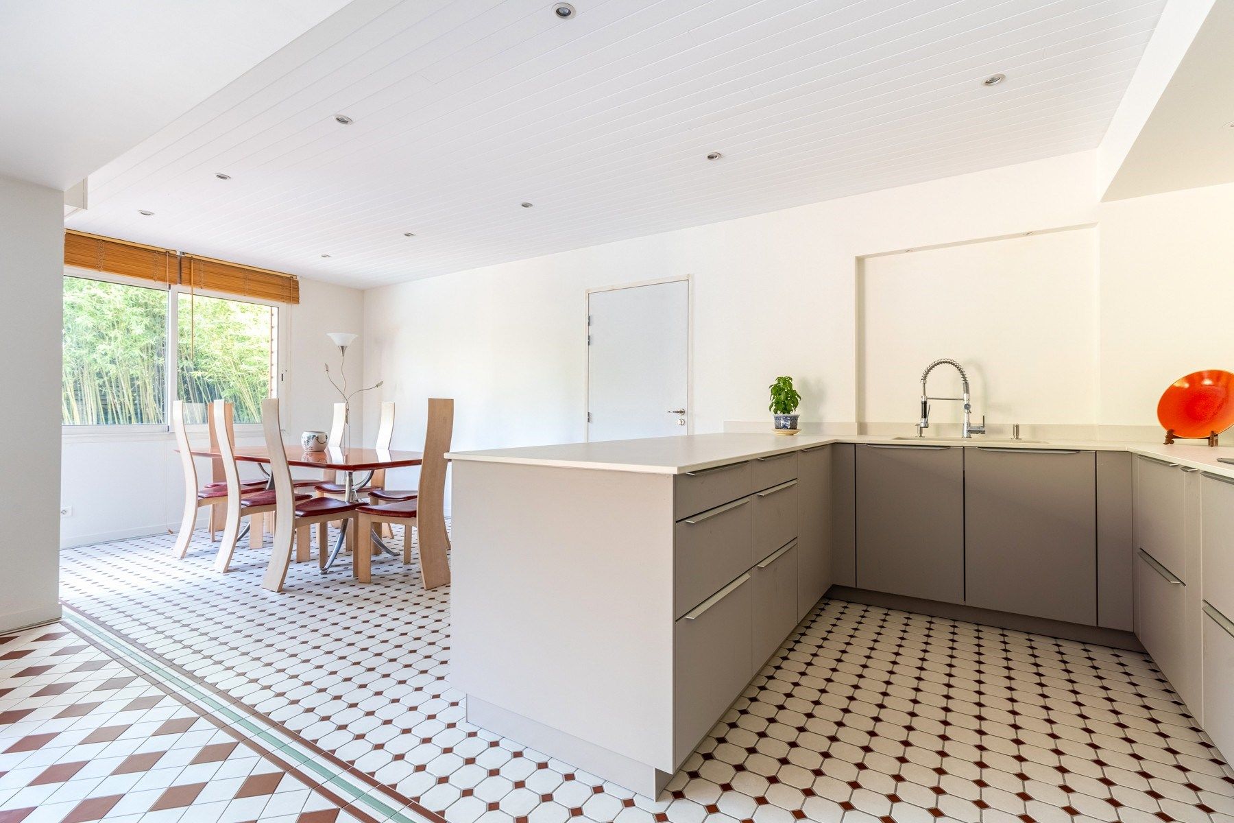 maison 8 Pièces en vente sur BORDEAUX (33000)