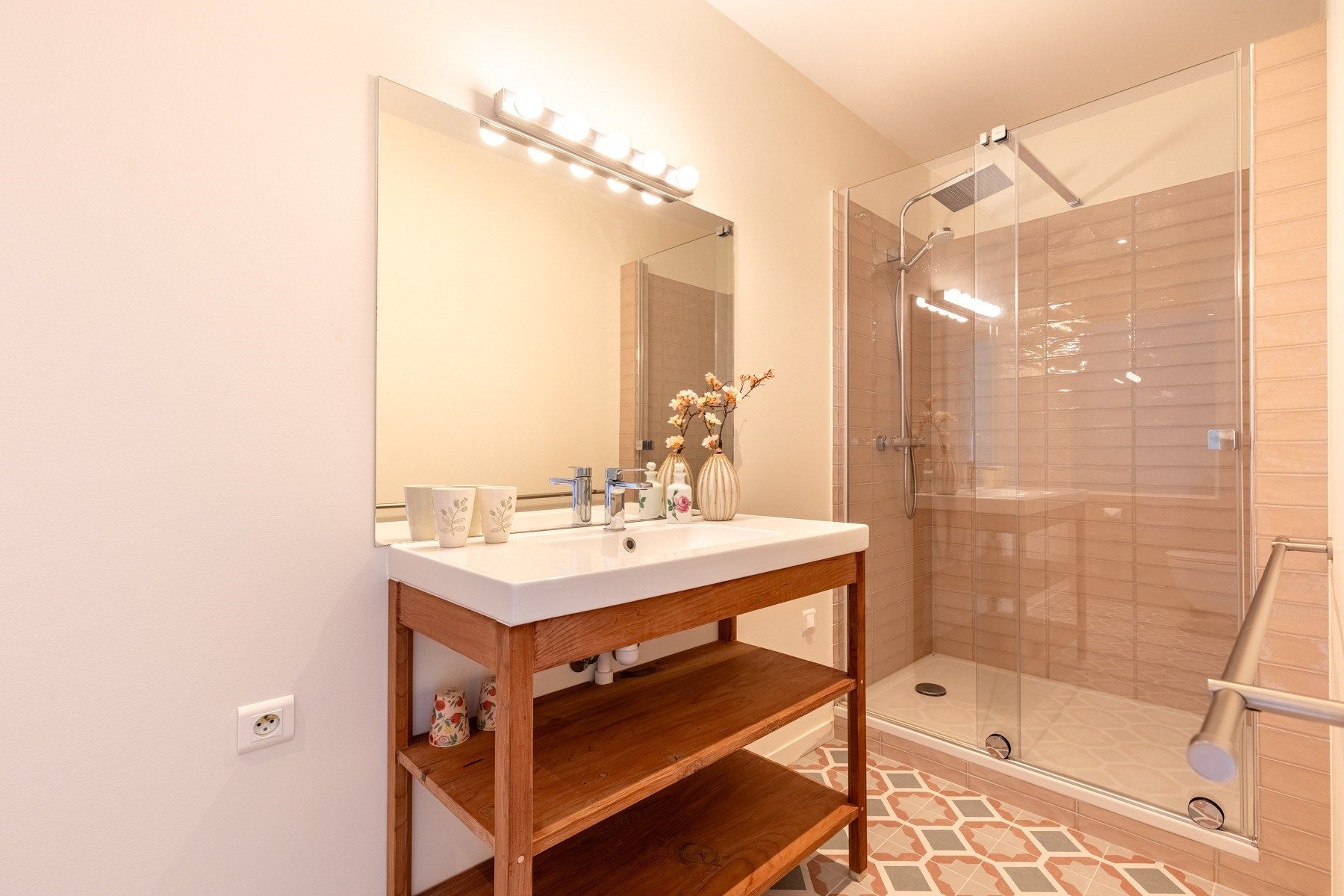 maison 8 Pièces en vente sur BORDEAUX (33000)