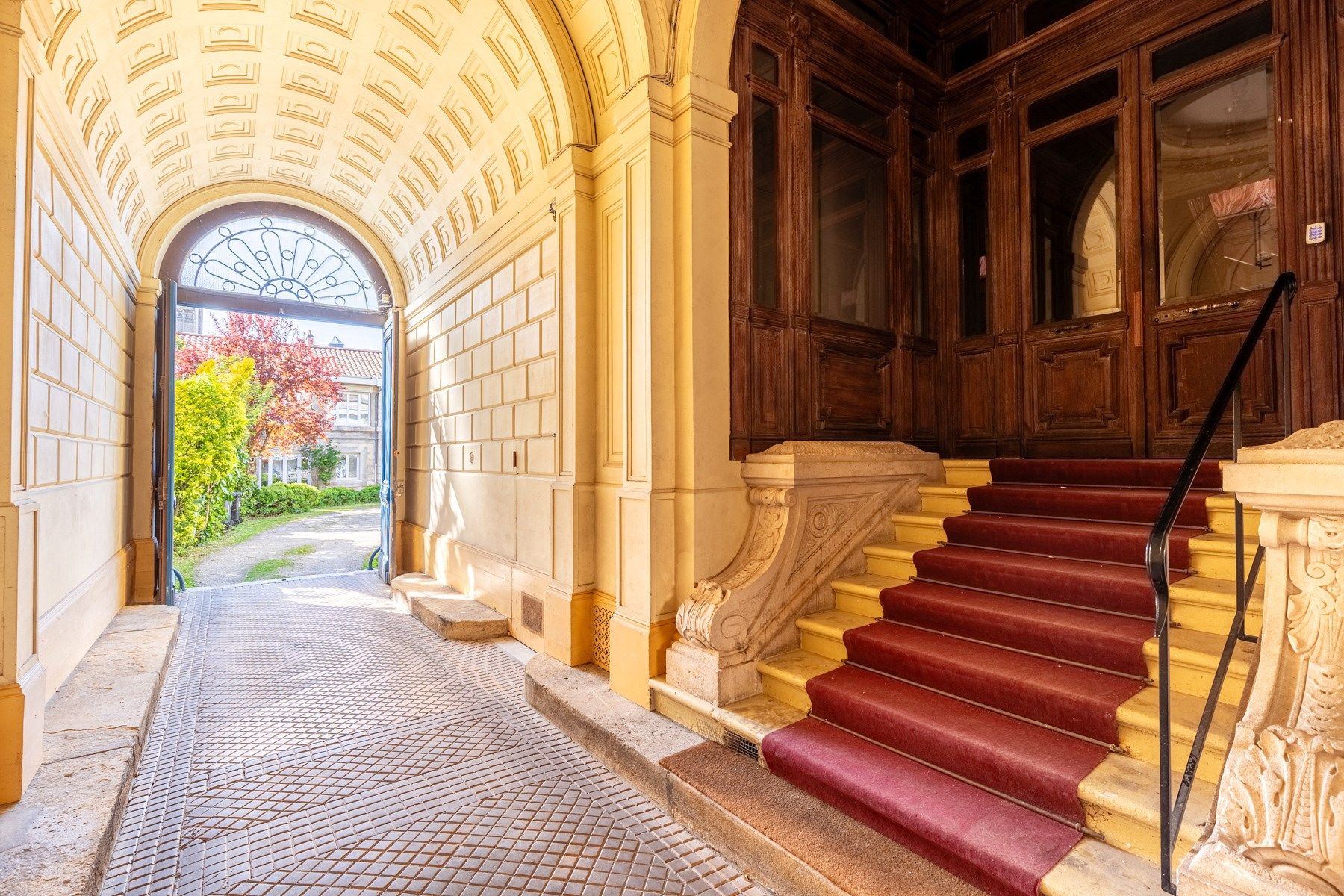 appartement 6 Pièces en vente sur BORDEAUX (33000)