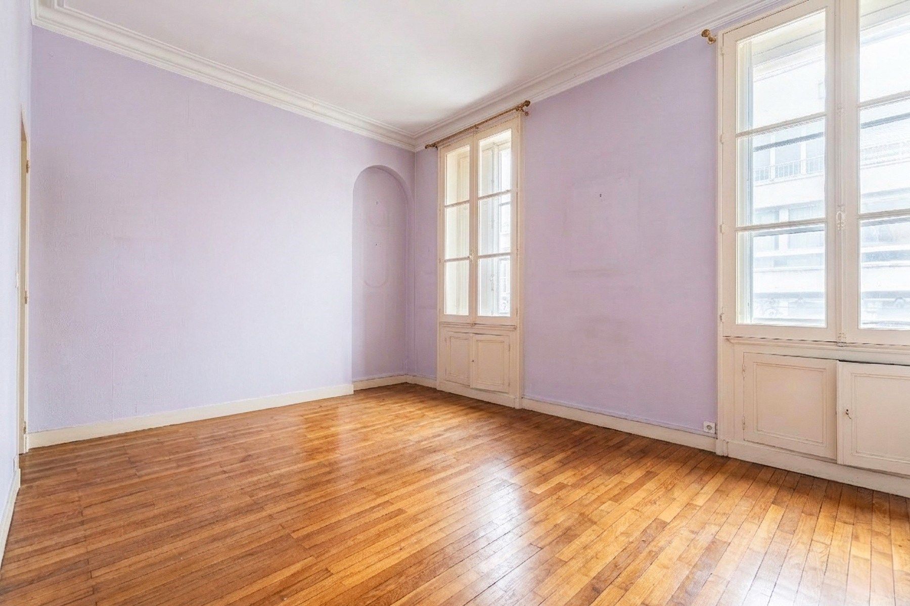 apartment 4 Rooms for sale on BORDEAUX (33000)