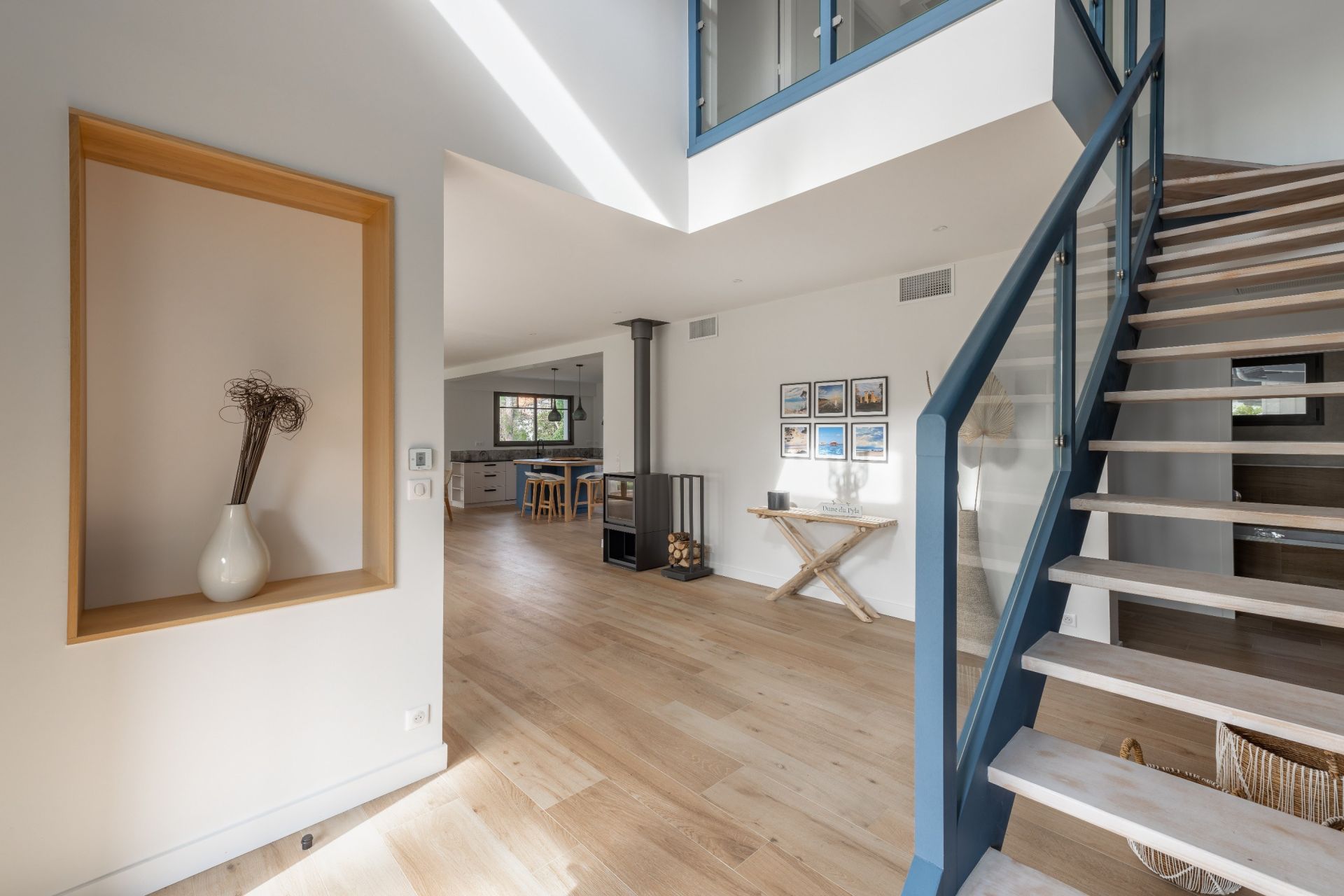 villa 10 Rooms for sale on PYLA SUR MER (33115)