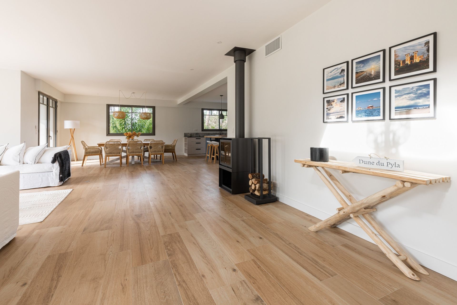 villa 10 Rooms for sale on PYLA SUR MER (33115)