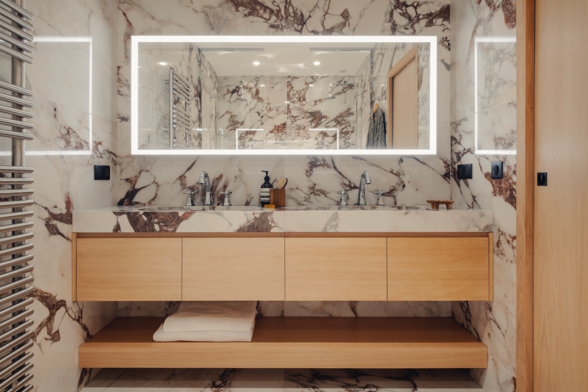 apartment 4 Rooms for sale on BORDEAUX (33000)