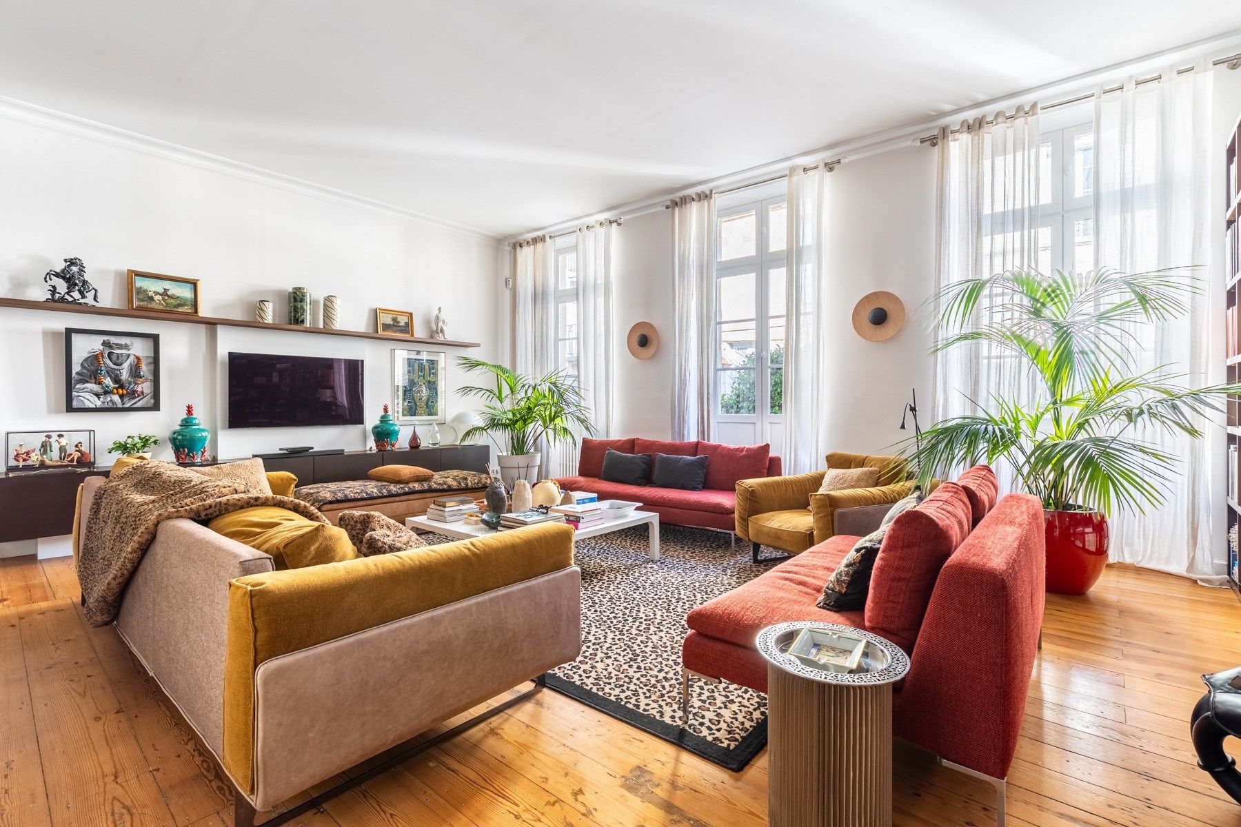 house 5 Rooms for sale on BORDEAUX (33000)