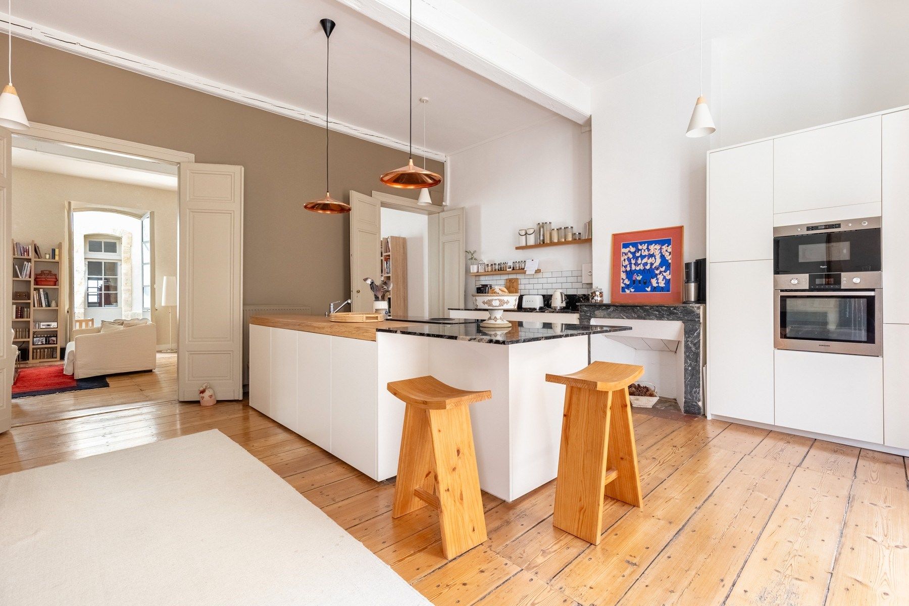 apartment 8 Rooms for sale on BORDEAUX (33000)