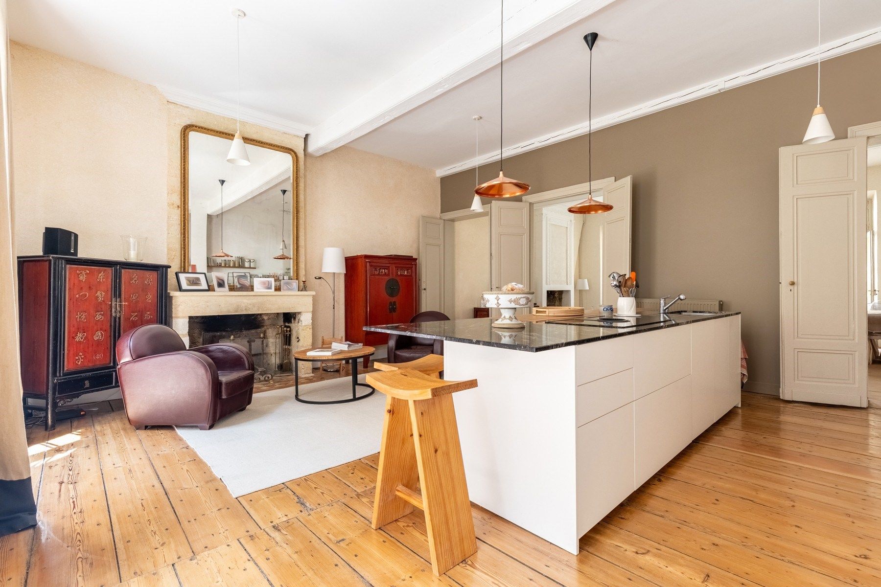 appartement 8 Pièces en vente sur BORDEAUX (33000)