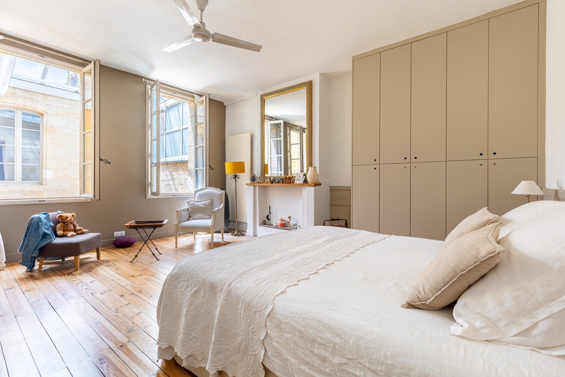 appartement 8 Pièces en vente sur BORDEAUX (33000)