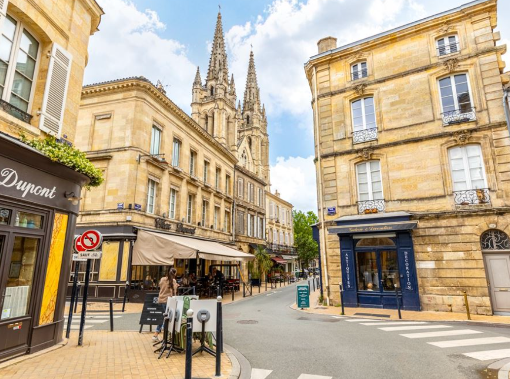 appartement 4 Pièces en vente sur BORDEAUX (33000)