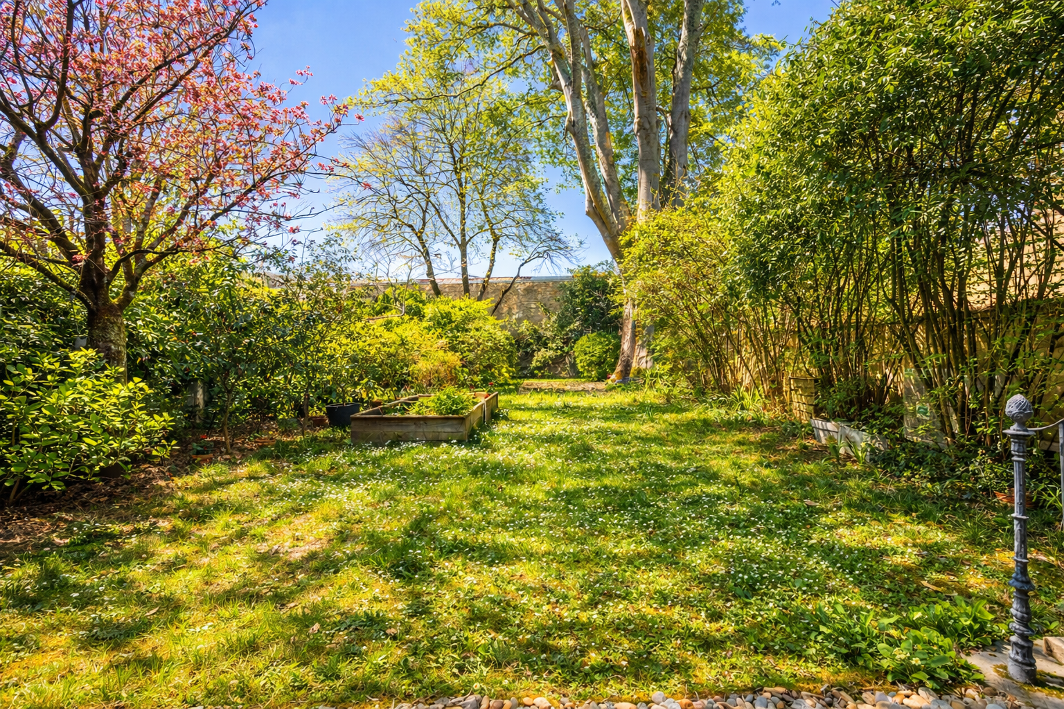 maison 8 Pièces en vente sur BORDEAUX (33000)