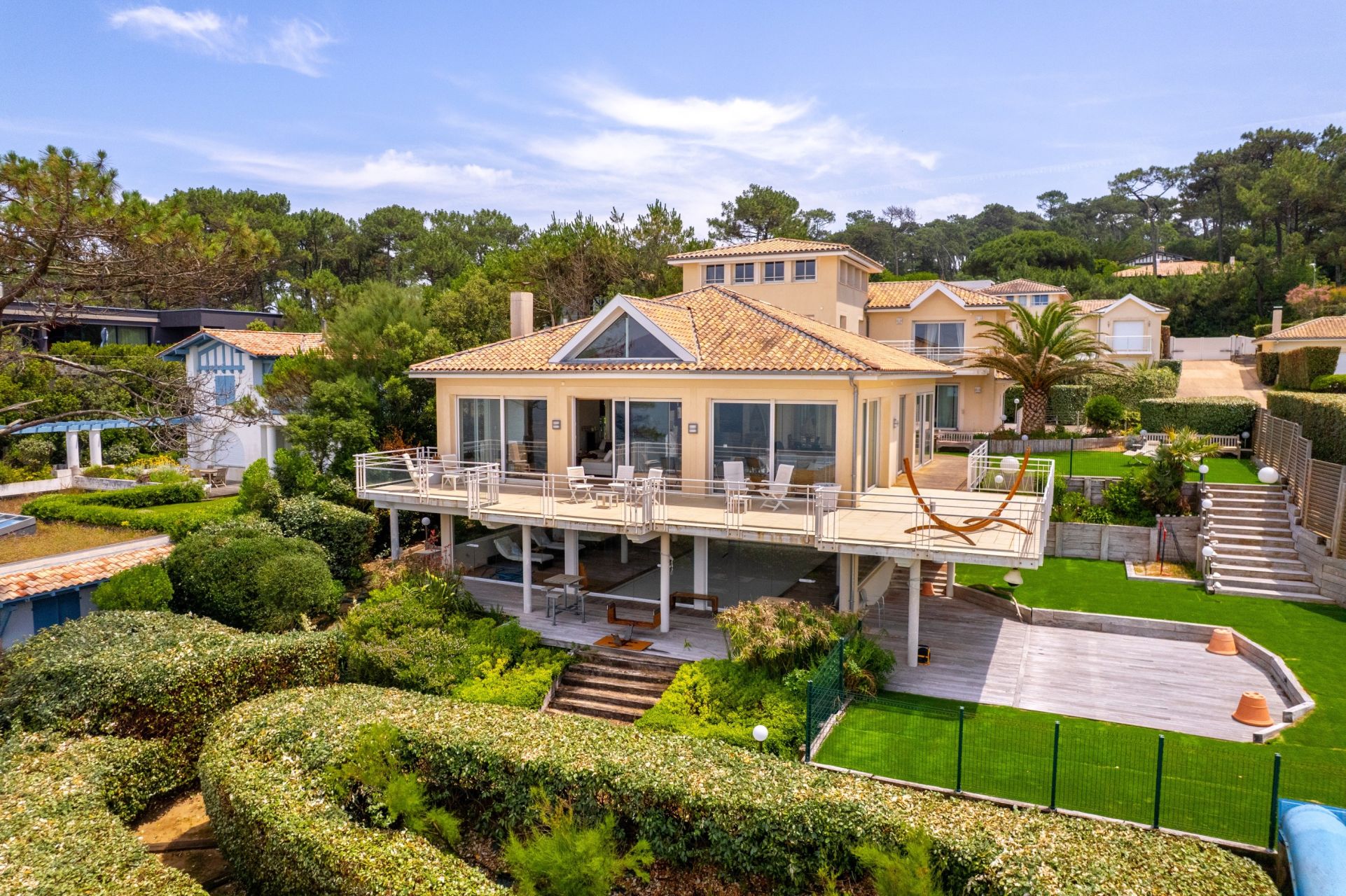 maison 10 Pièces en vente sur PYLA SUR MER (33115)