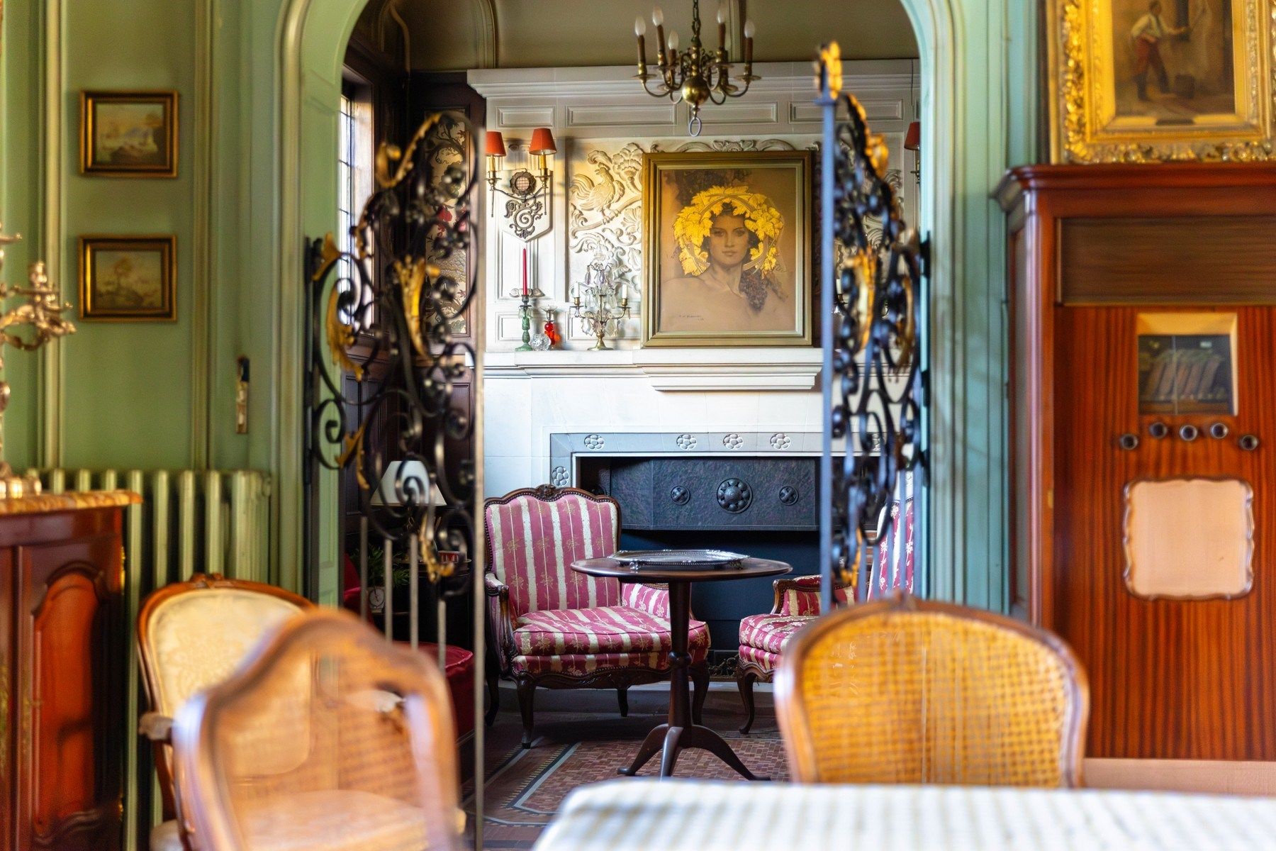 house 12 Rooms for sale on BORDEAUX (33000)