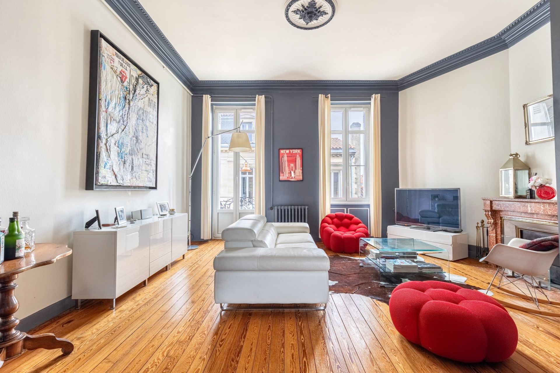 apartment 8 Rooms for sale on BORDEAUX (33000)