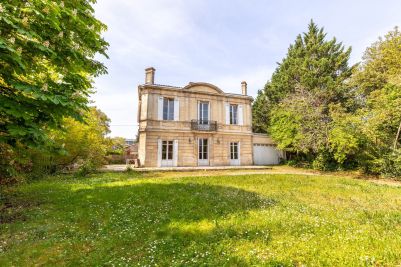 Vente Maison Bordeaux 9&nbsp;Pièces 210&nbsp;m²