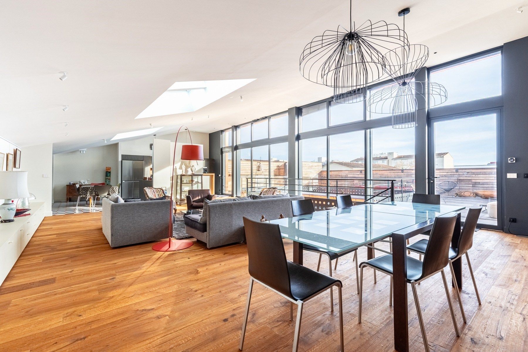 appartement 7 Pièces en vente sur BORDEAUX (33000)